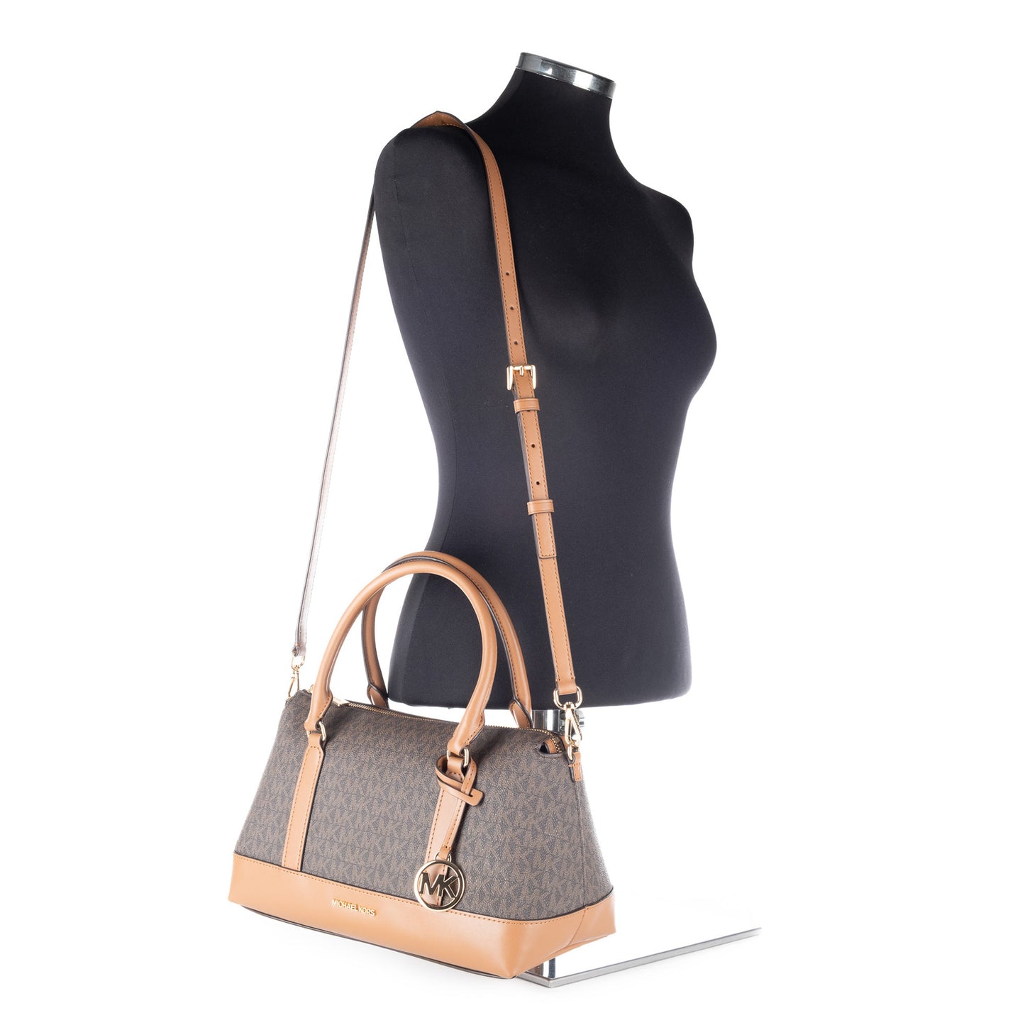 Bolsa Satchel Michael Kors Castanha com Monograma MK e Detalhes Camel
