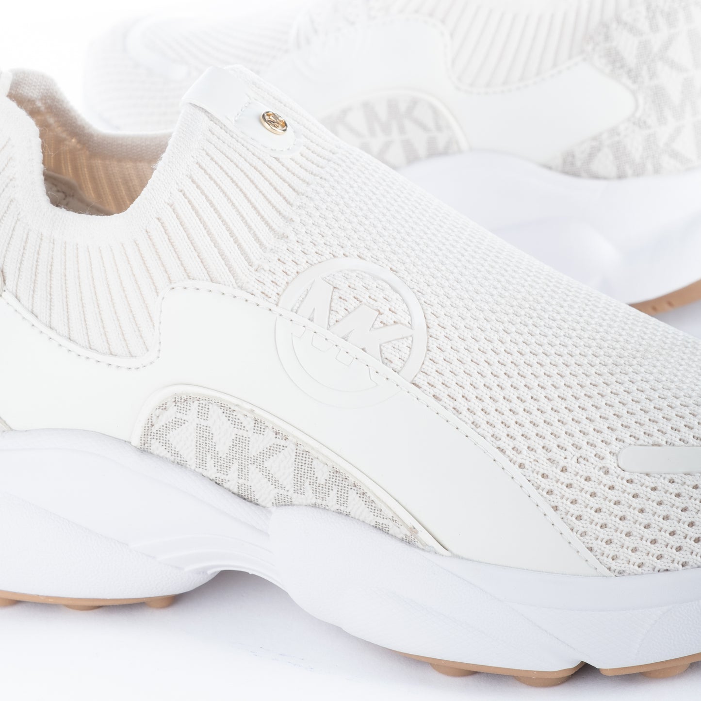 Ténis de Mulher Michael Kors Knit Branco com Sola Chunky e Design Slip-On