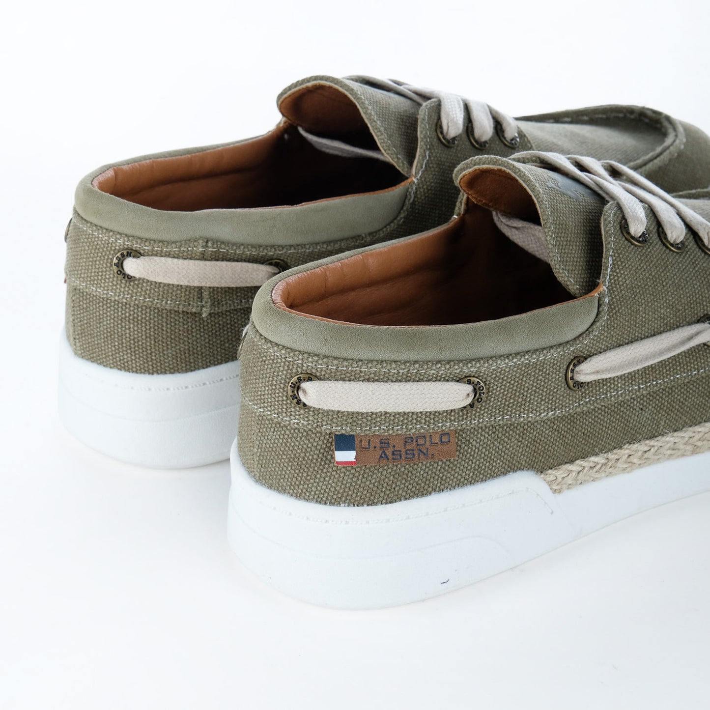 Sapato Náutico Homem U.S. Polo Assn. Verde Caqui com Atacadores Claros e Sola Branca