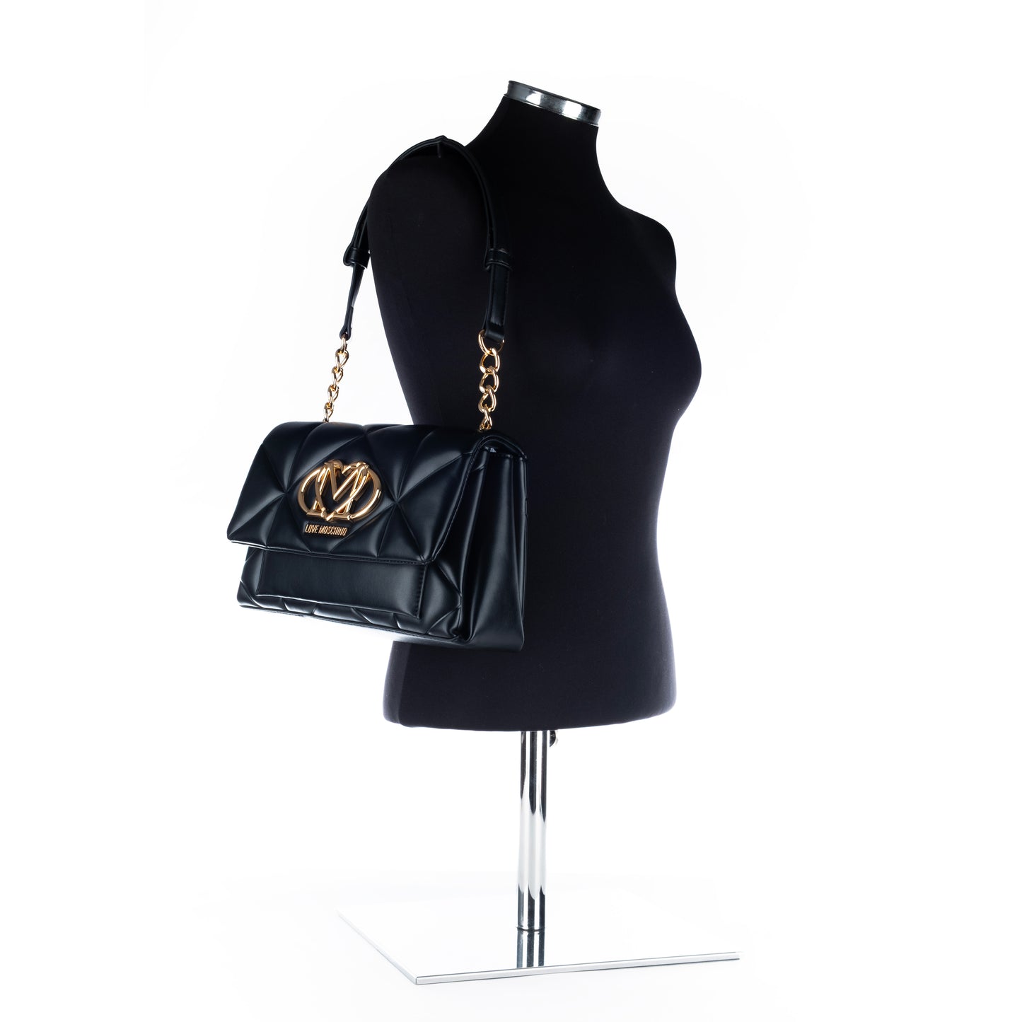 Bolsa Tiracolo Love Moschino Preta Matelassê com Logo Dourado e Corrente