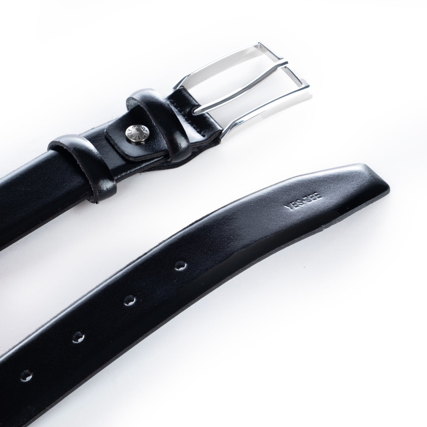 Homem Cinto de Couro Preto Yes Zee com Fivela Prateada