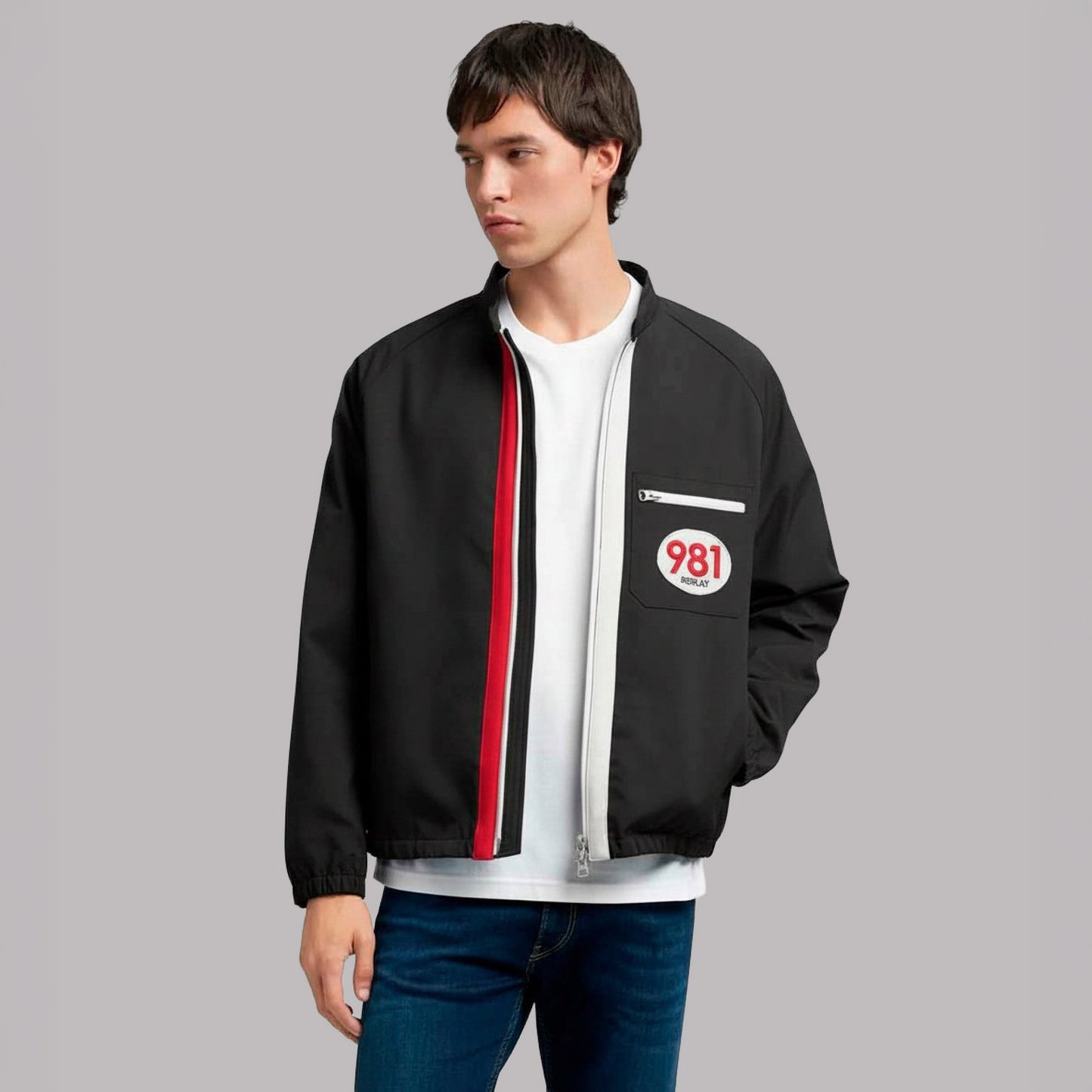 Casaco Homem Replay Preto com Fecho Frontal Contrastante e Patch Logo