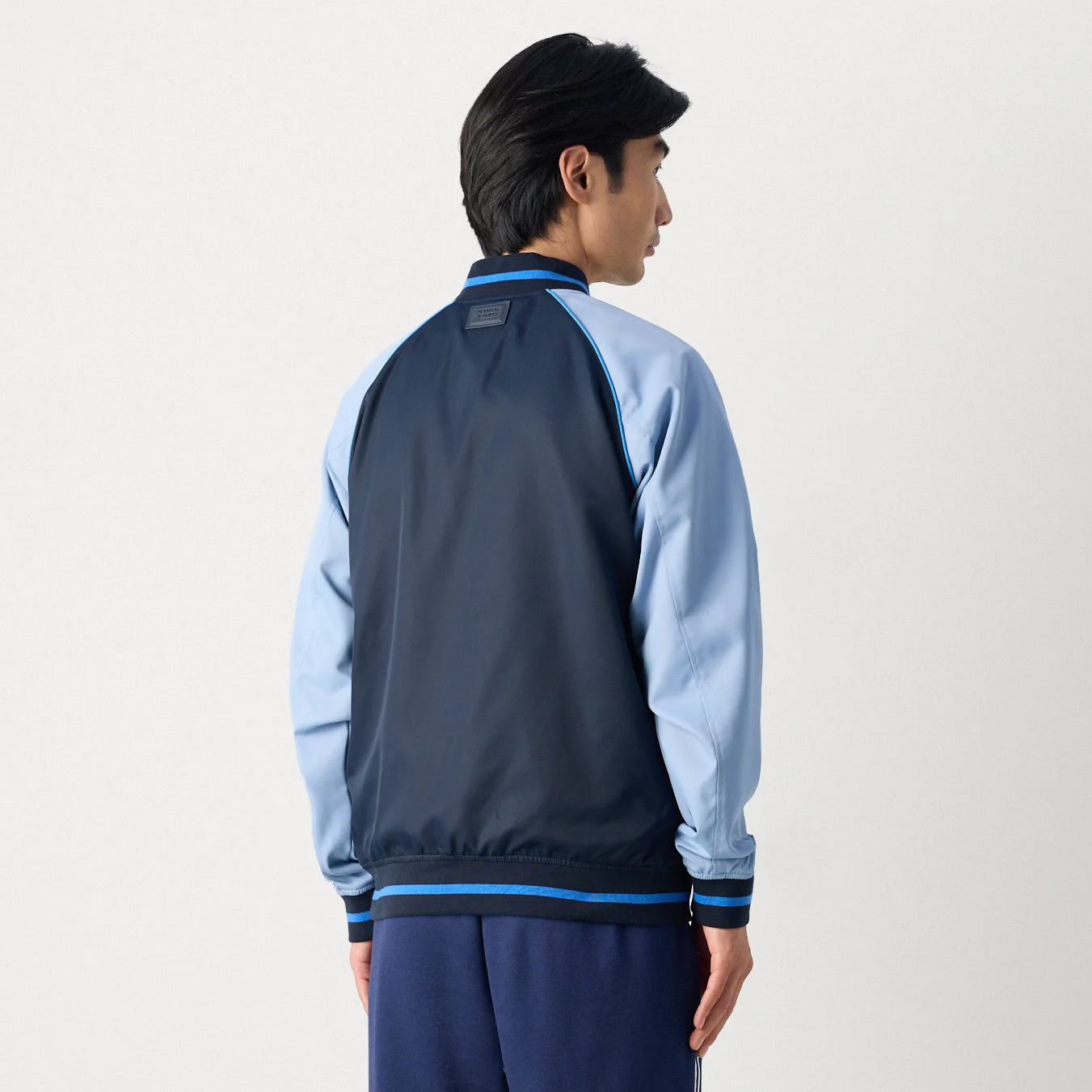 Casaco Reversível Homem Scotch & Soda Azul com Mangas Contrastantes e Fecho Frontal