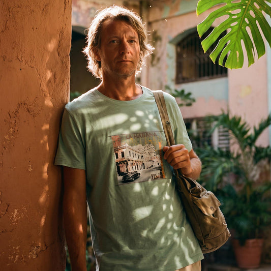 T-Shirt Homem Yes Zee Verde-Menta com Gráfico Havana