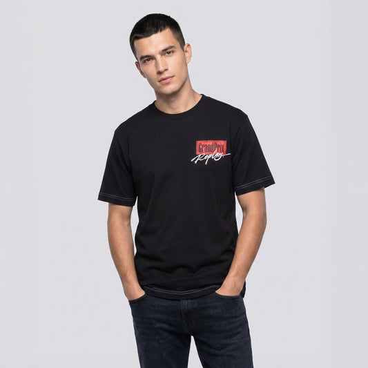 T-shirt Homem Replay Preto com Estampa Frontal Vermelha em Algodão
