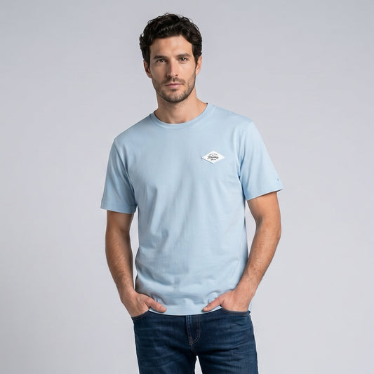 T-shirt Homem Replay Branca com Logo Bordado Minimalista no Peito