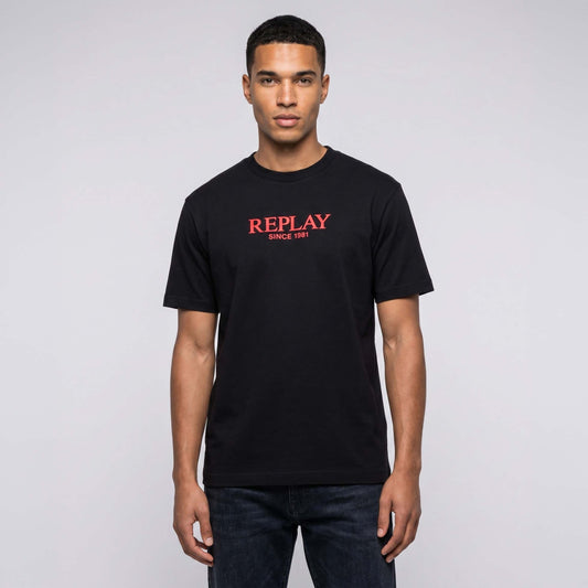T-shirt Homem Replay Preta com Logo Frontal Minimalista