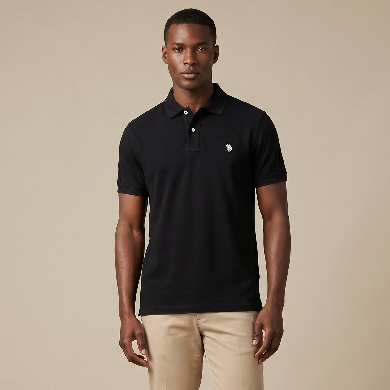Polo Homem US Polo Preto com Logo Bordado no Peito e Gola Clássica