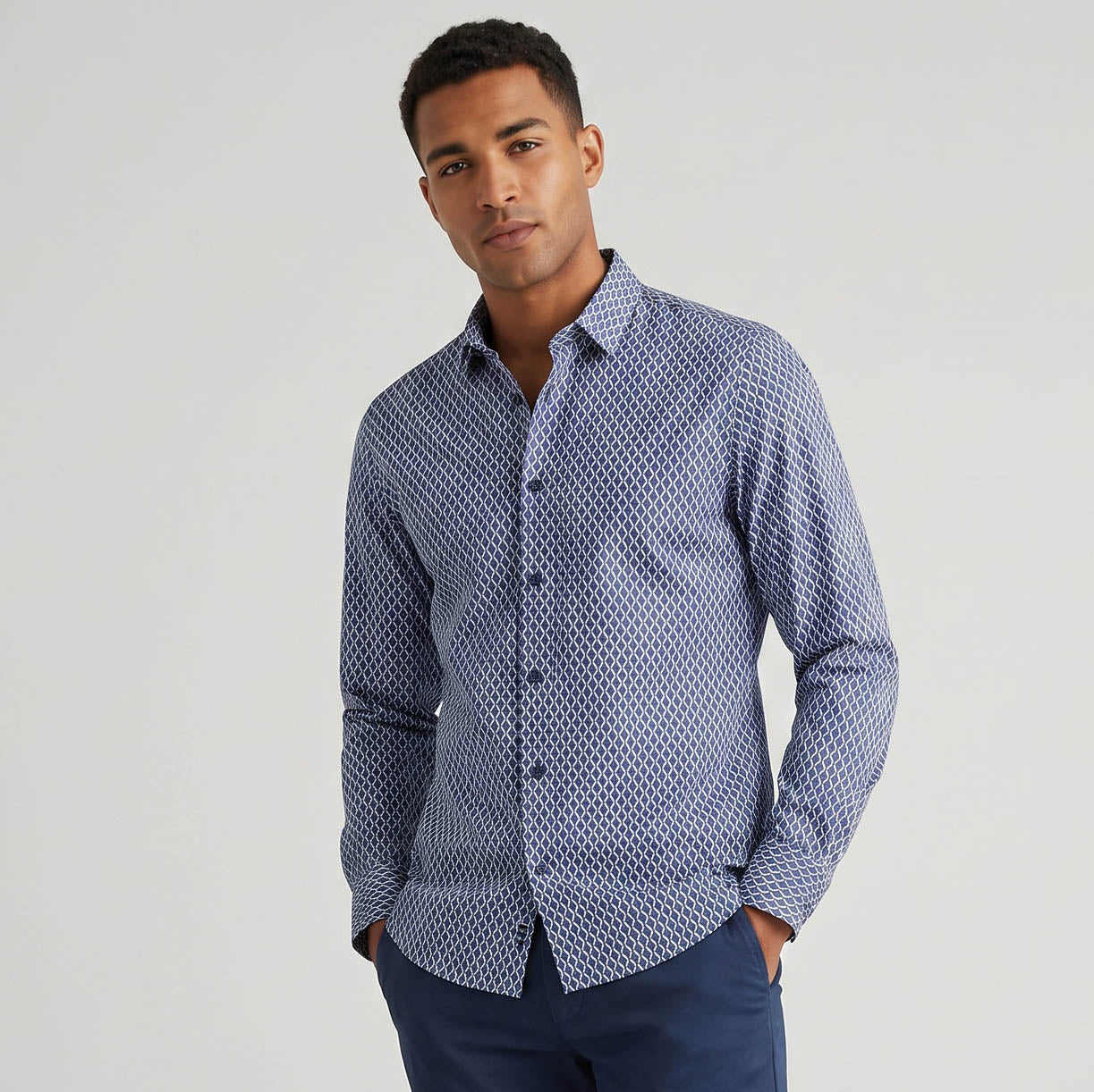 Camisa Homem Yes Zee Azul com Padrão Geométrico e Gola Clássica