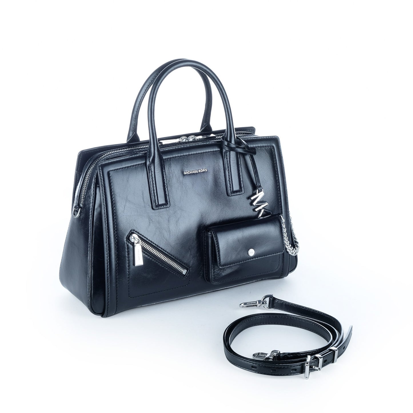 Bolsa Satchel Michael Kors Preta com Bolsos Frontais e Detalhes Metálicos