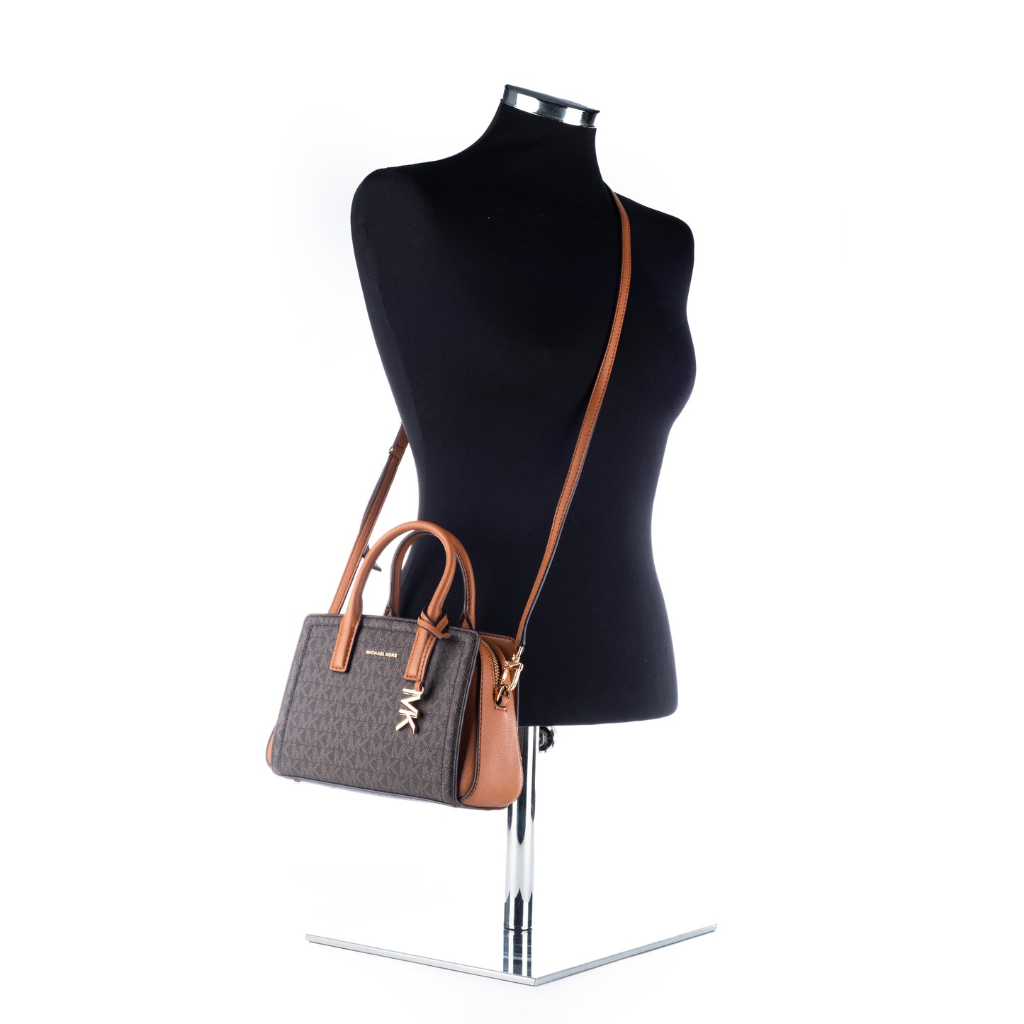 Bolsa Satchel Michael Kors Acorn – Elegante com monograma em couro