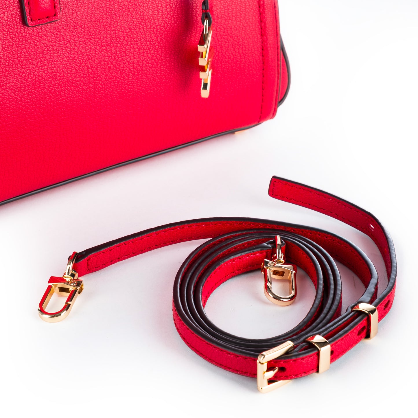 Bolsa Satchel Michael Kors Vermelha com Detalhes Elegantes