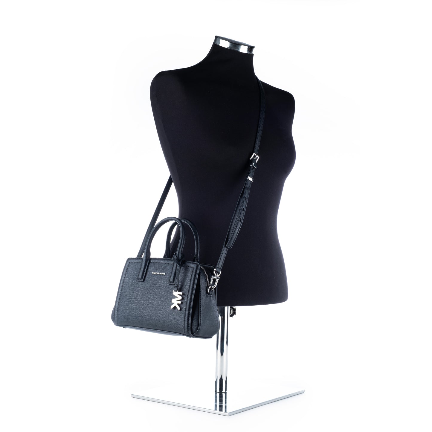 Bolsa Satchel Michael Kors Preta Com Detalhes Elegantes