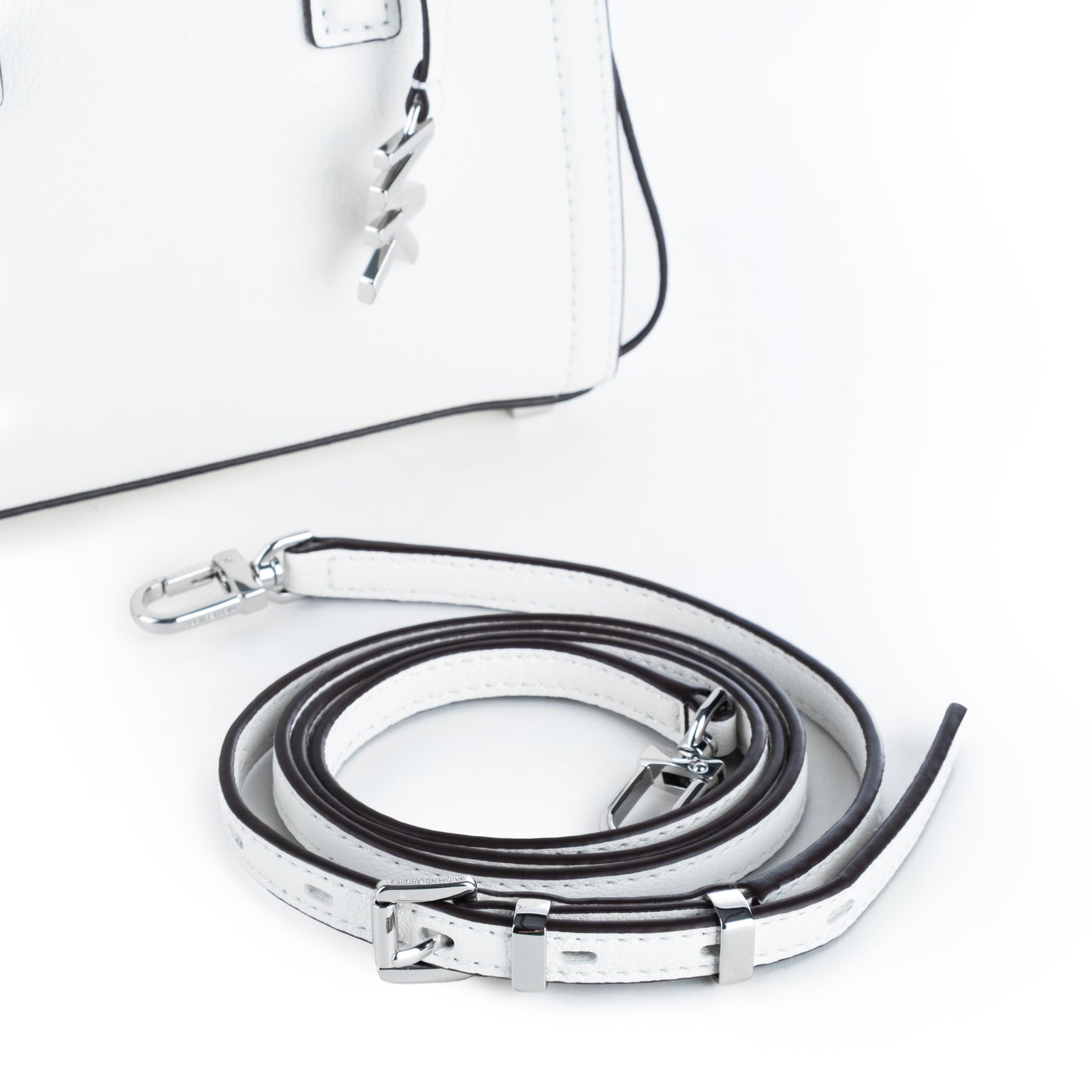 Bolsa Satchel Michael Kors Optic White com Detalhes Elegantes