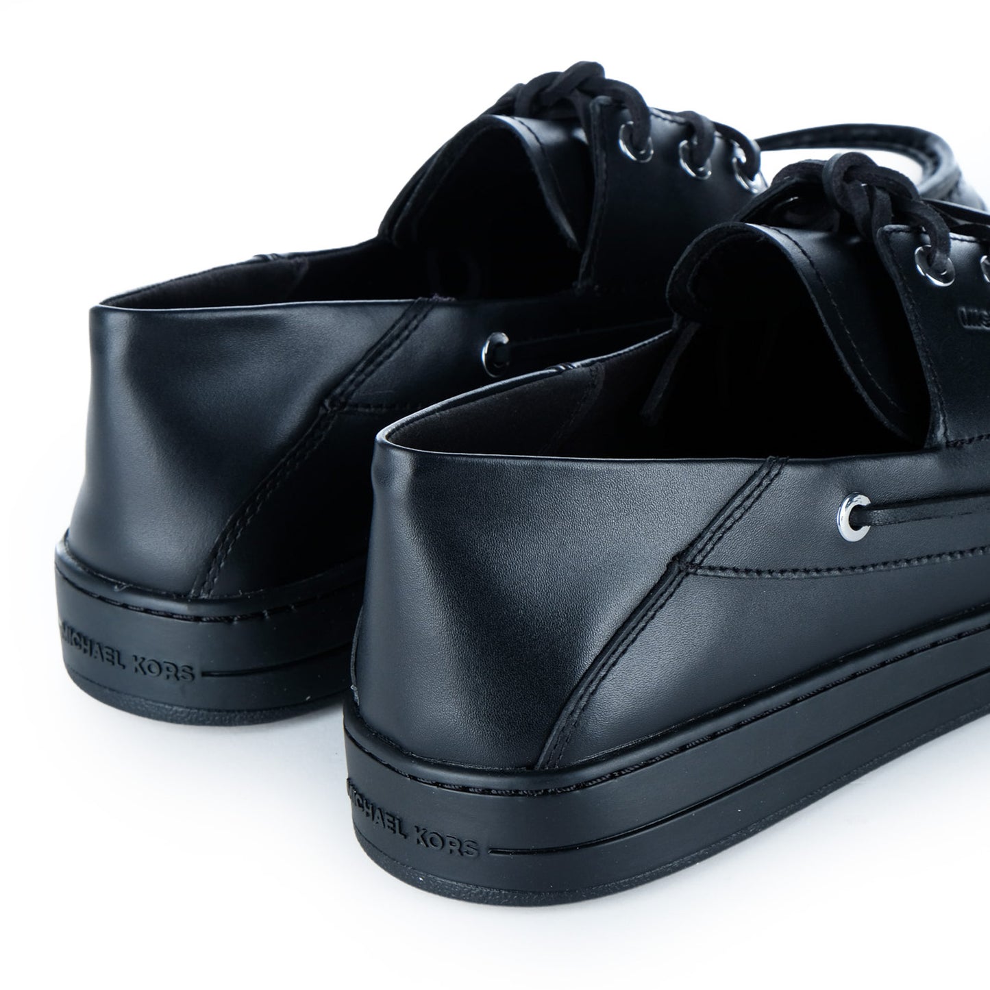 Sapatos Náuticos Homem Michael Kors Pretos com Atacadores e Sola Monocromática