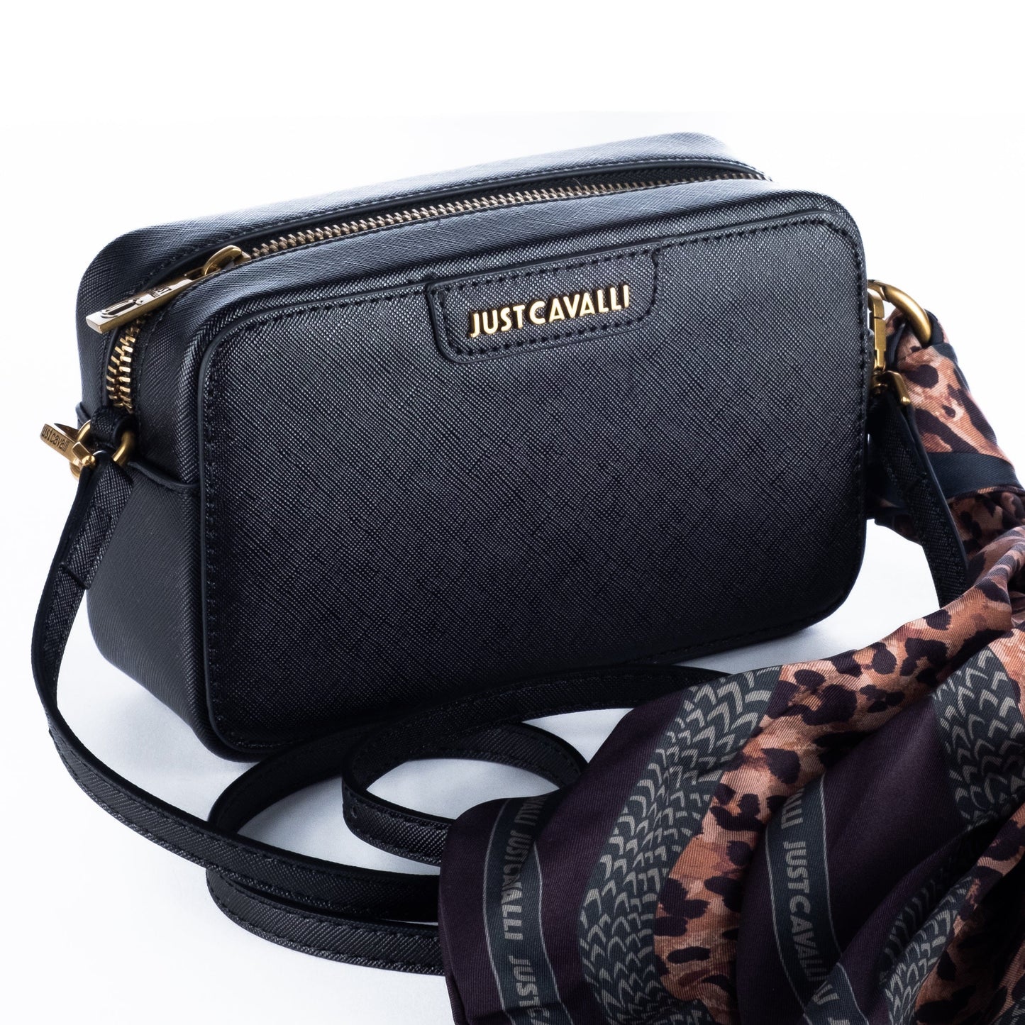 Bolsa Tiracolo Just Cavalli Preta com Textura Animal e Alça Estampada