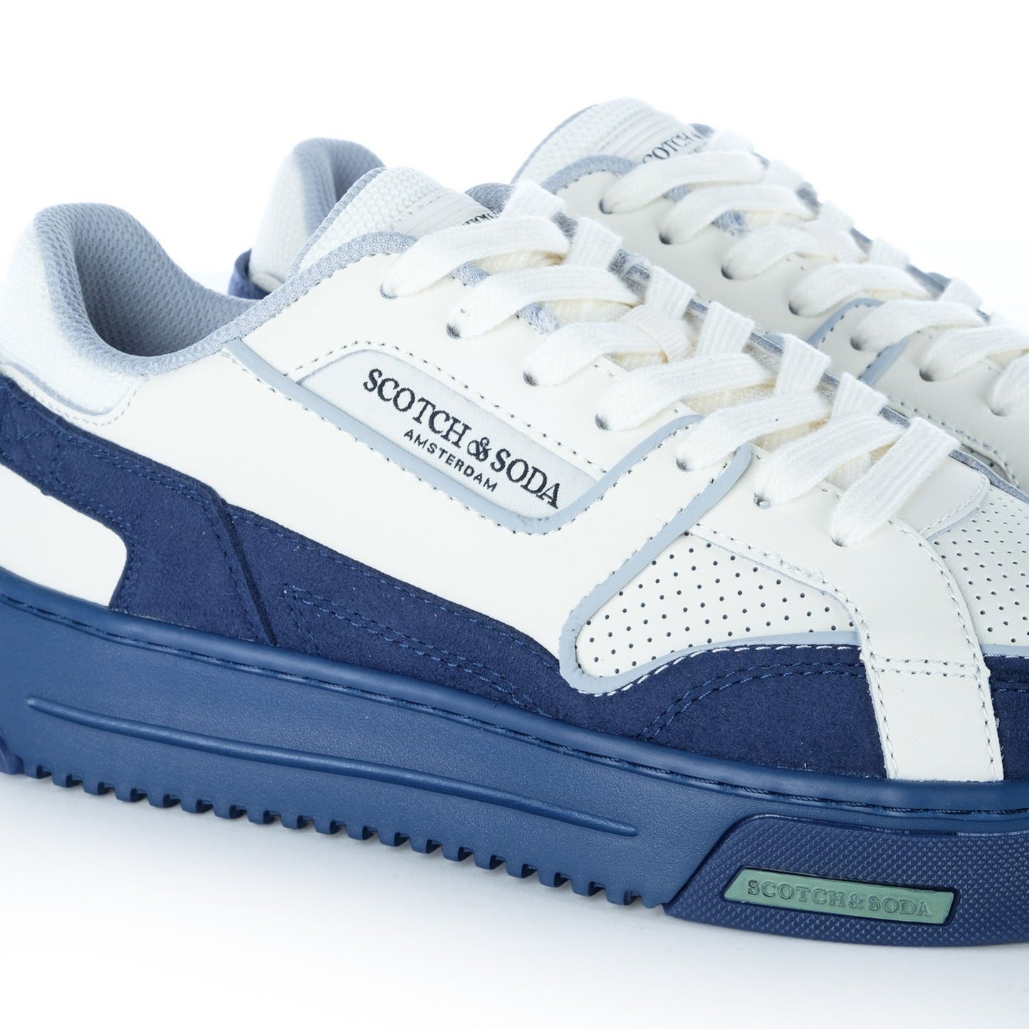 Ténis Homem Scotch & Soda Branco e Azul com Detalhes Perfurados