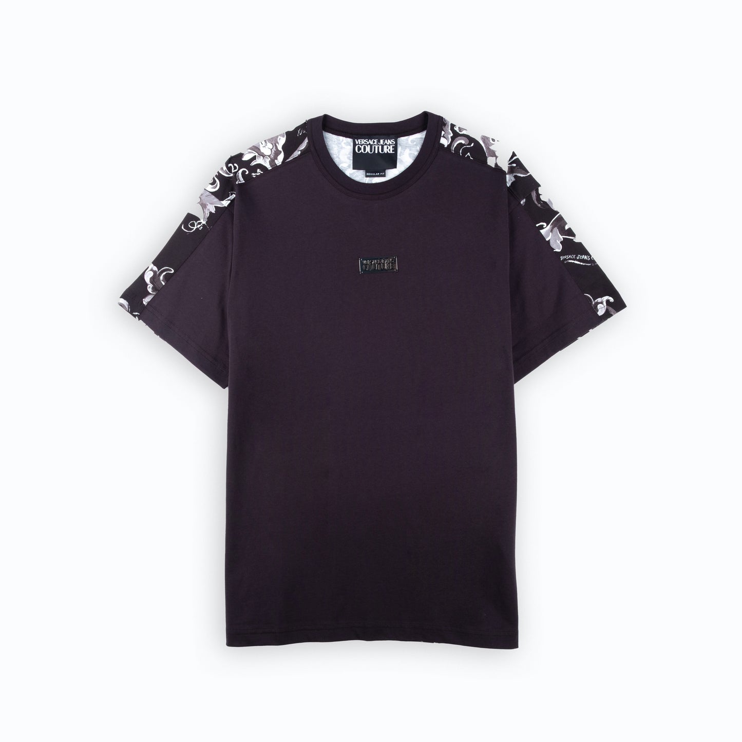 T-Shirt Homem Versace Couture Preta com Detalhes Decorativos nas Mangas