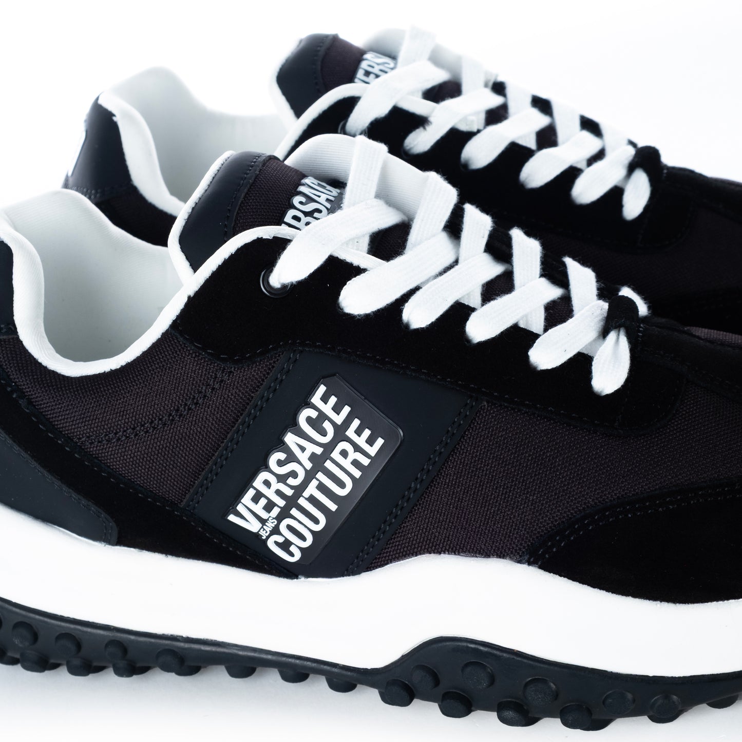 Ténis Homem Preto Versace Couture com Logotipo Destacado