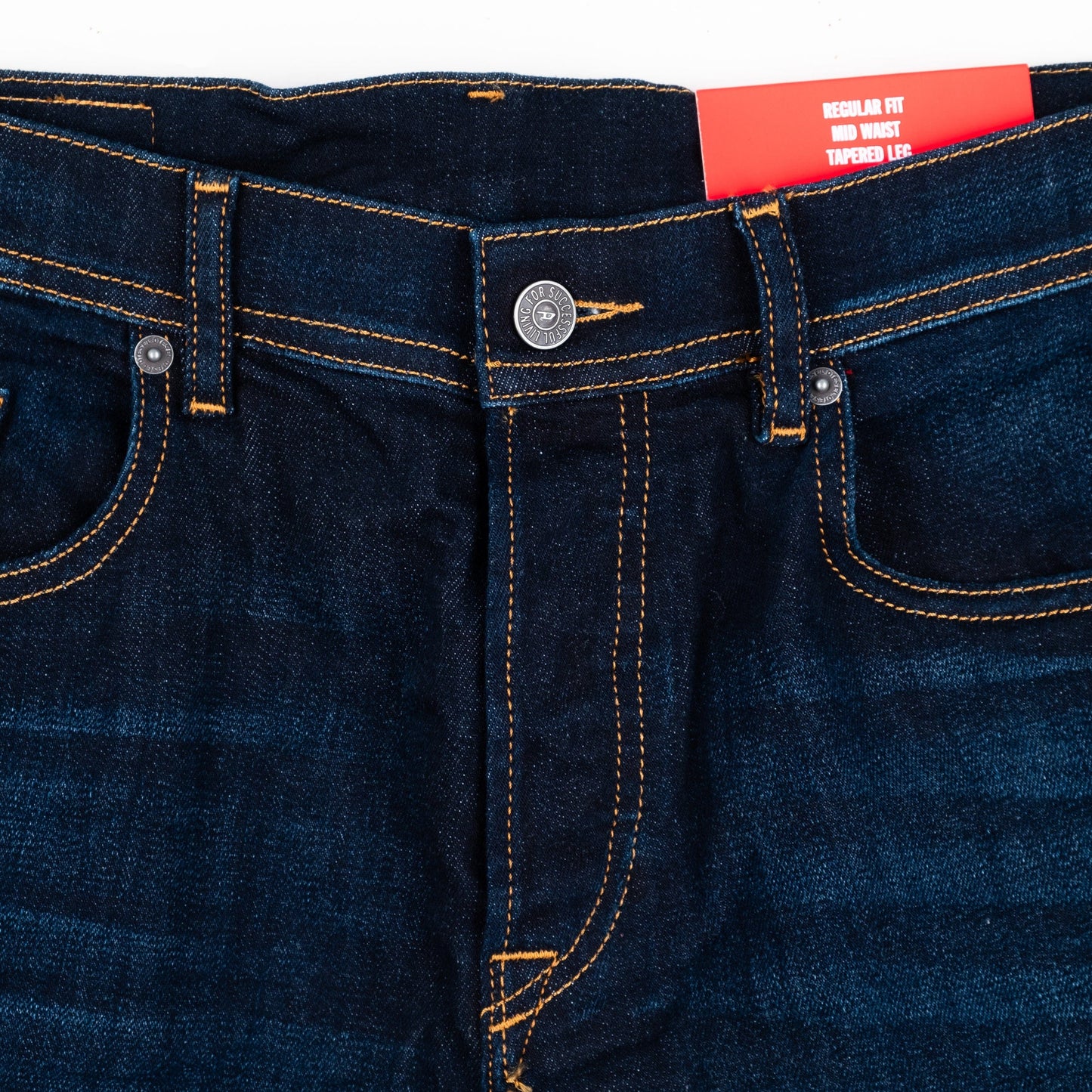 Calças Jeans de Homem Diesel Slim Fit em Denim Escuro com Lavagem Suave