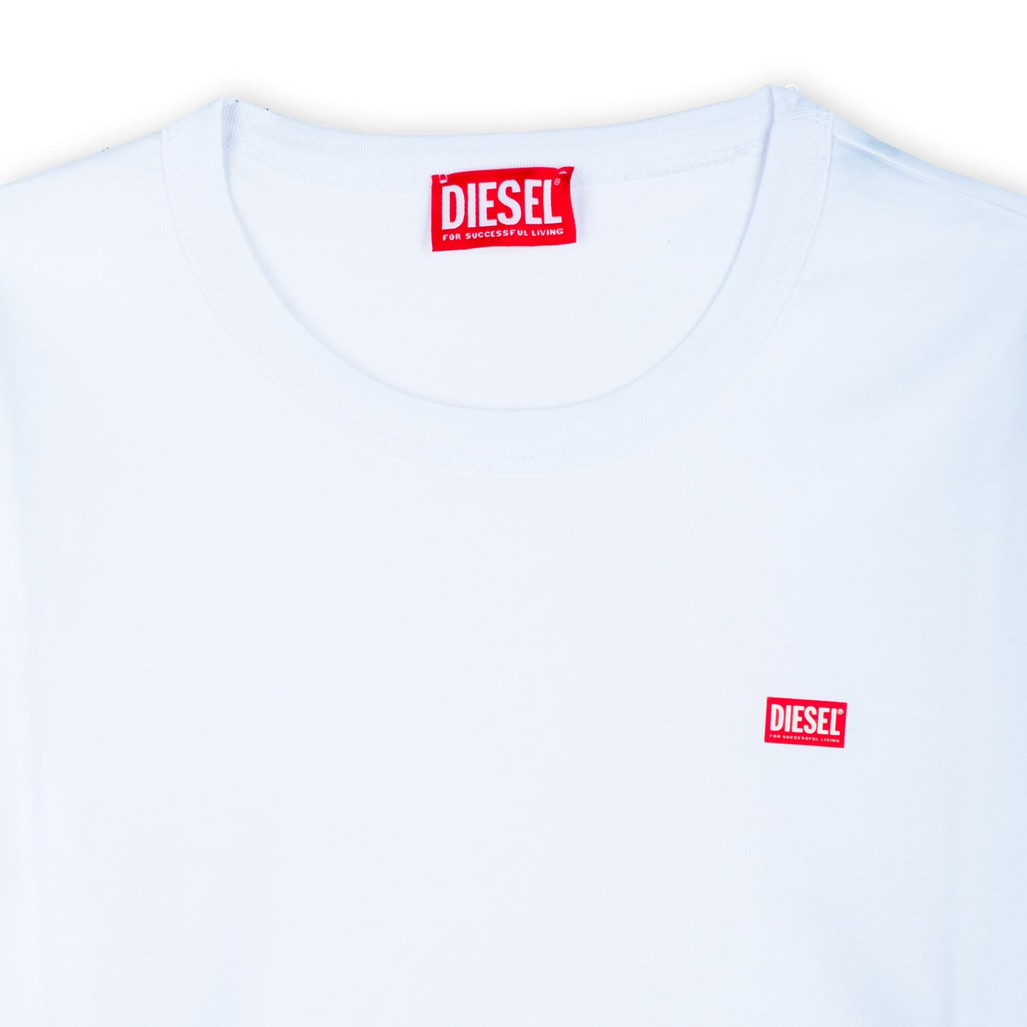 T-Shirt Homem Diesel Branca Minimalista com Logo Discreto no Peito