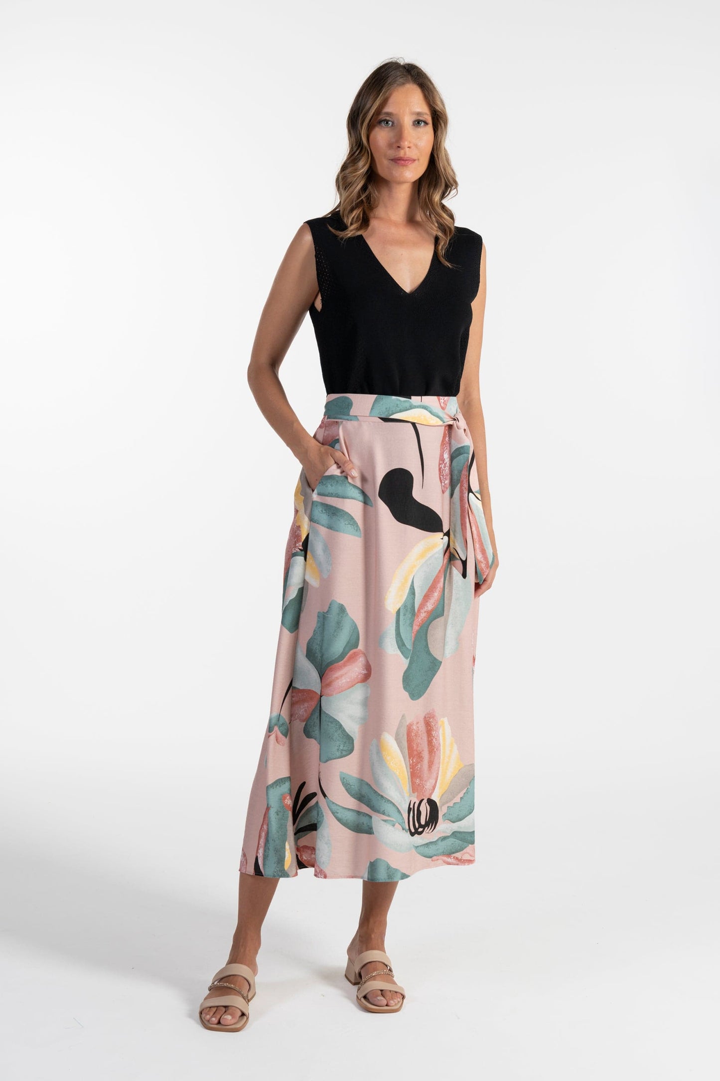 Top Ana Sousa Preto com Decote em V e Acabamento Detalhado