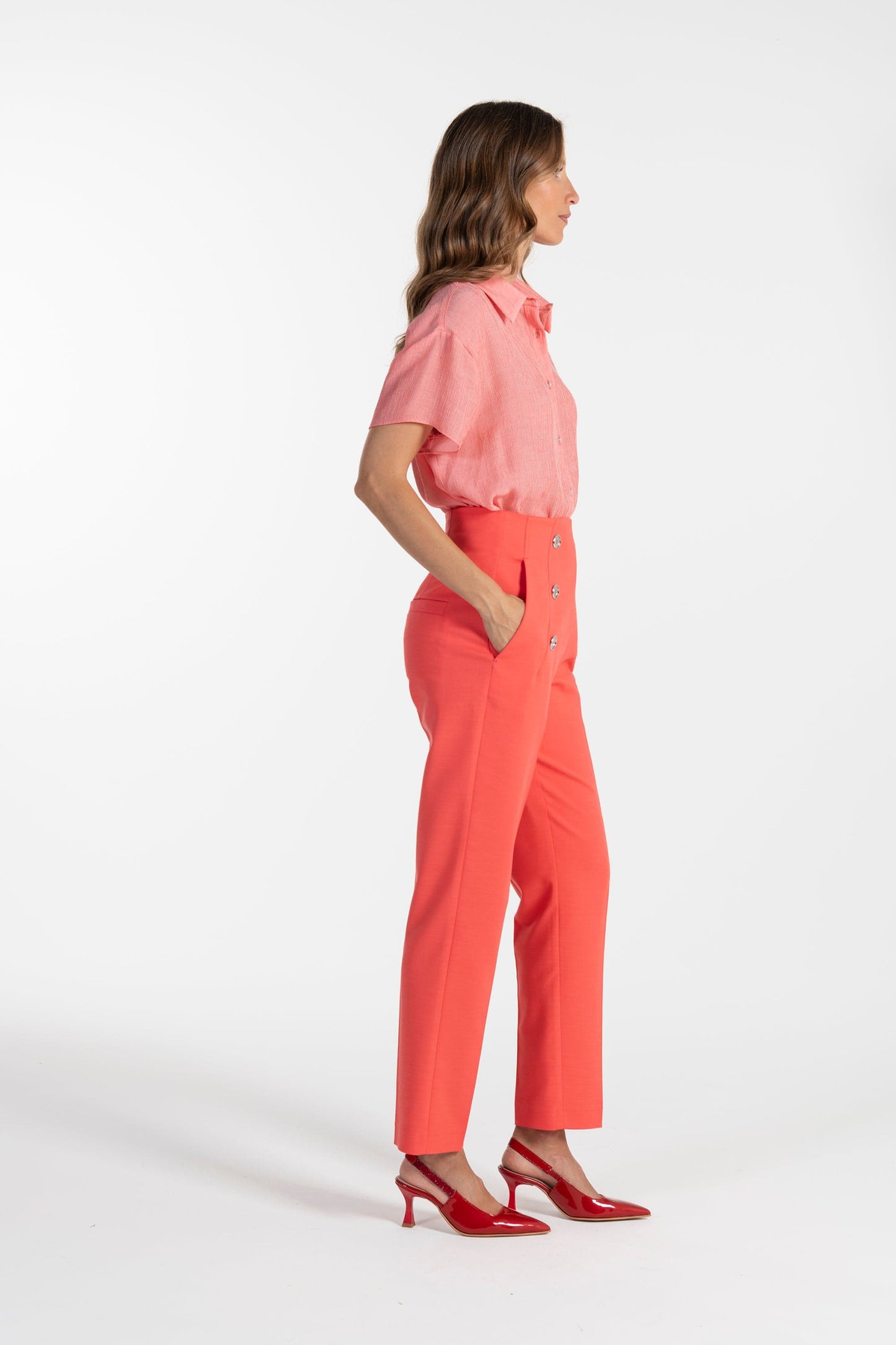 Calças Coral de Mulher ANA SOUSA com Botões Decorativos