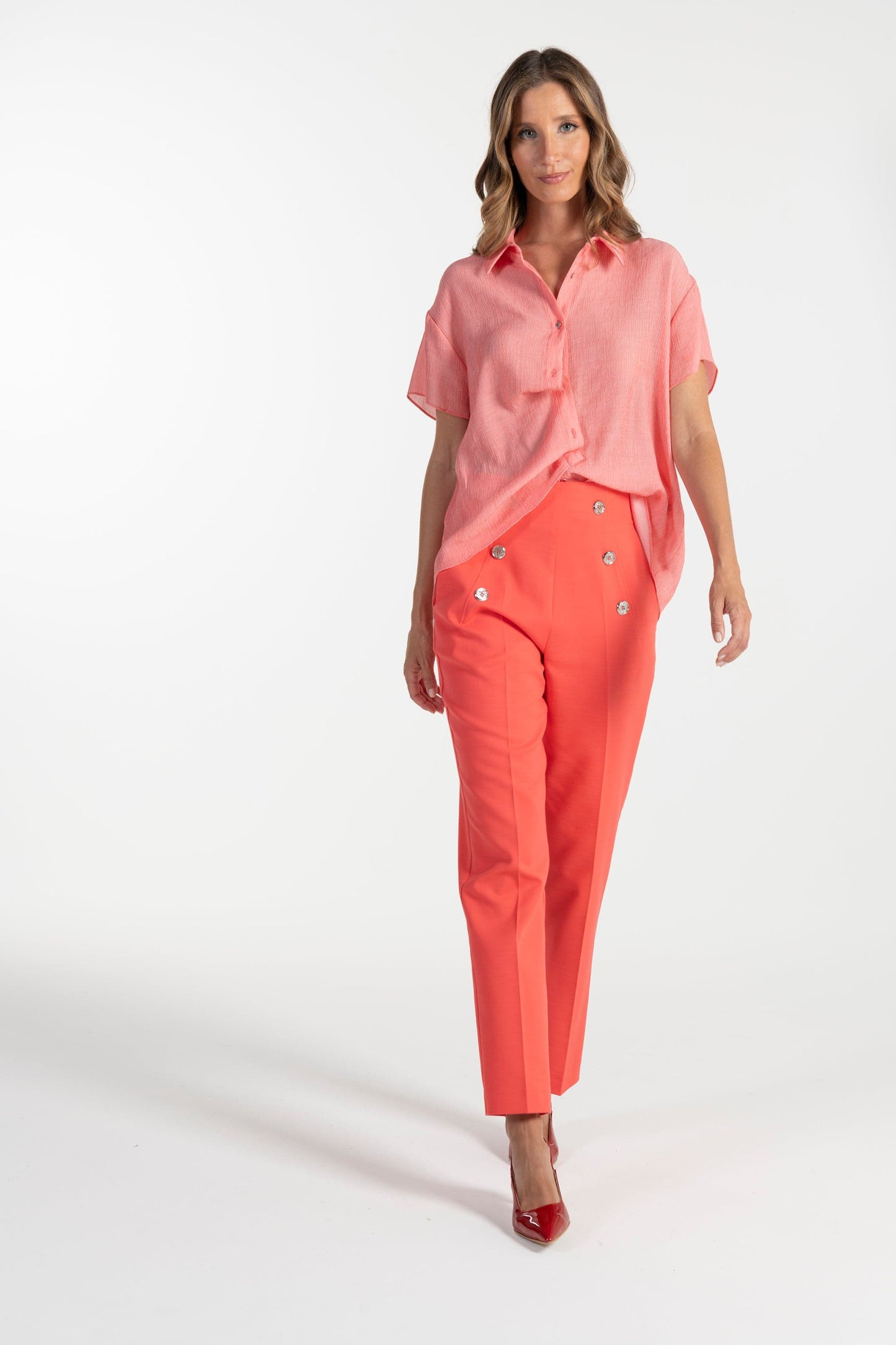 Calças Coral de Mulher ANA SOUSA com Botões Decorativos