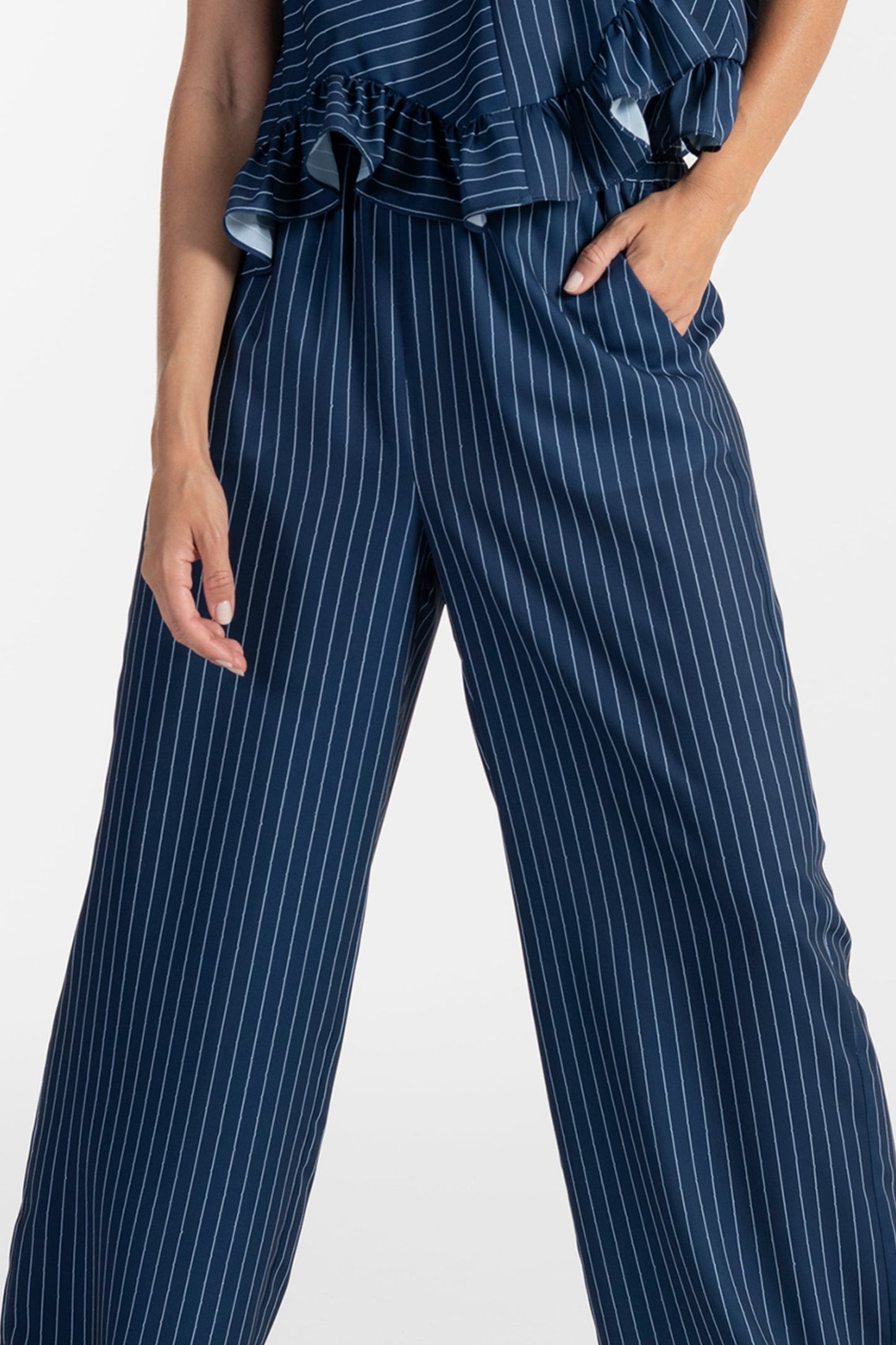 Calças Azuis de Mulher ANA SOUSA com Padrão e Corte Largo