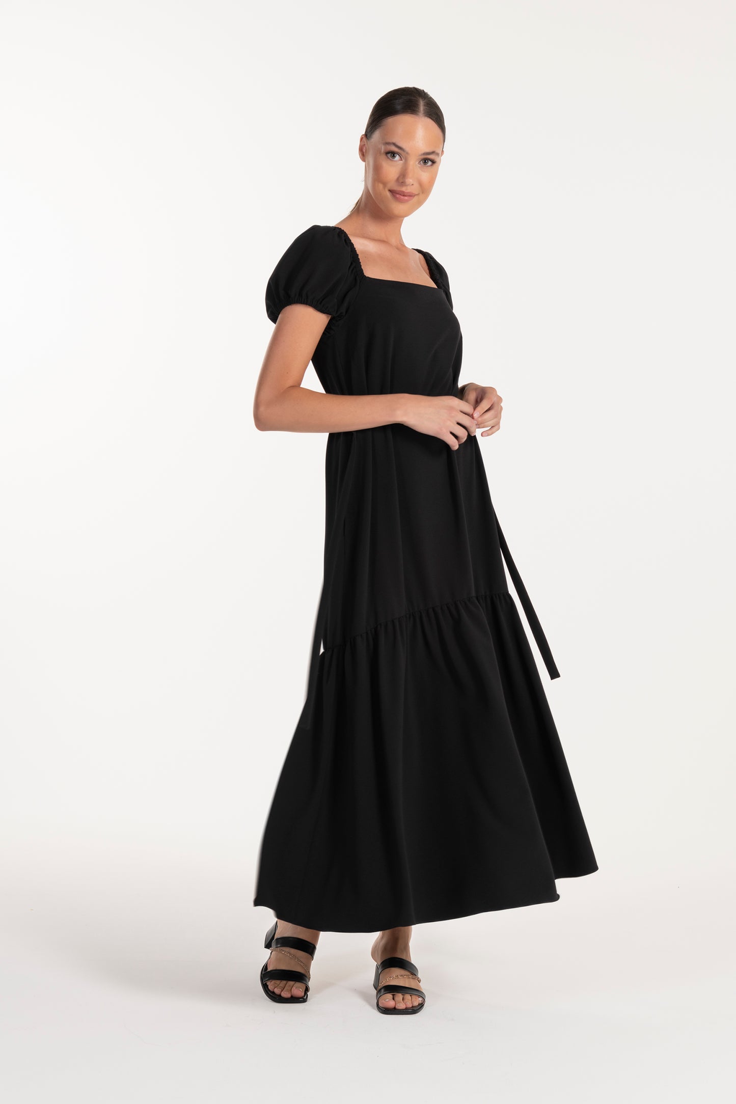 Vestido Preto de Mulher ANA SOUSA com Mangas Curvas