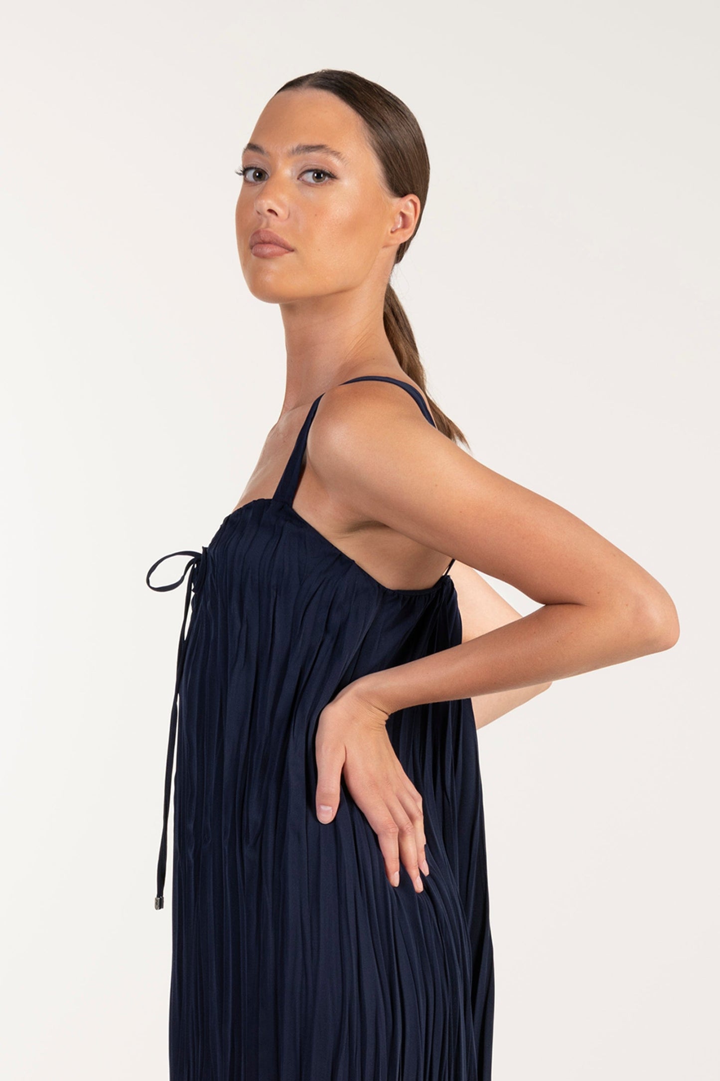 Vestido Azul-Marinho de Mulher ANA SOUSA com Alças e Corte Plissado