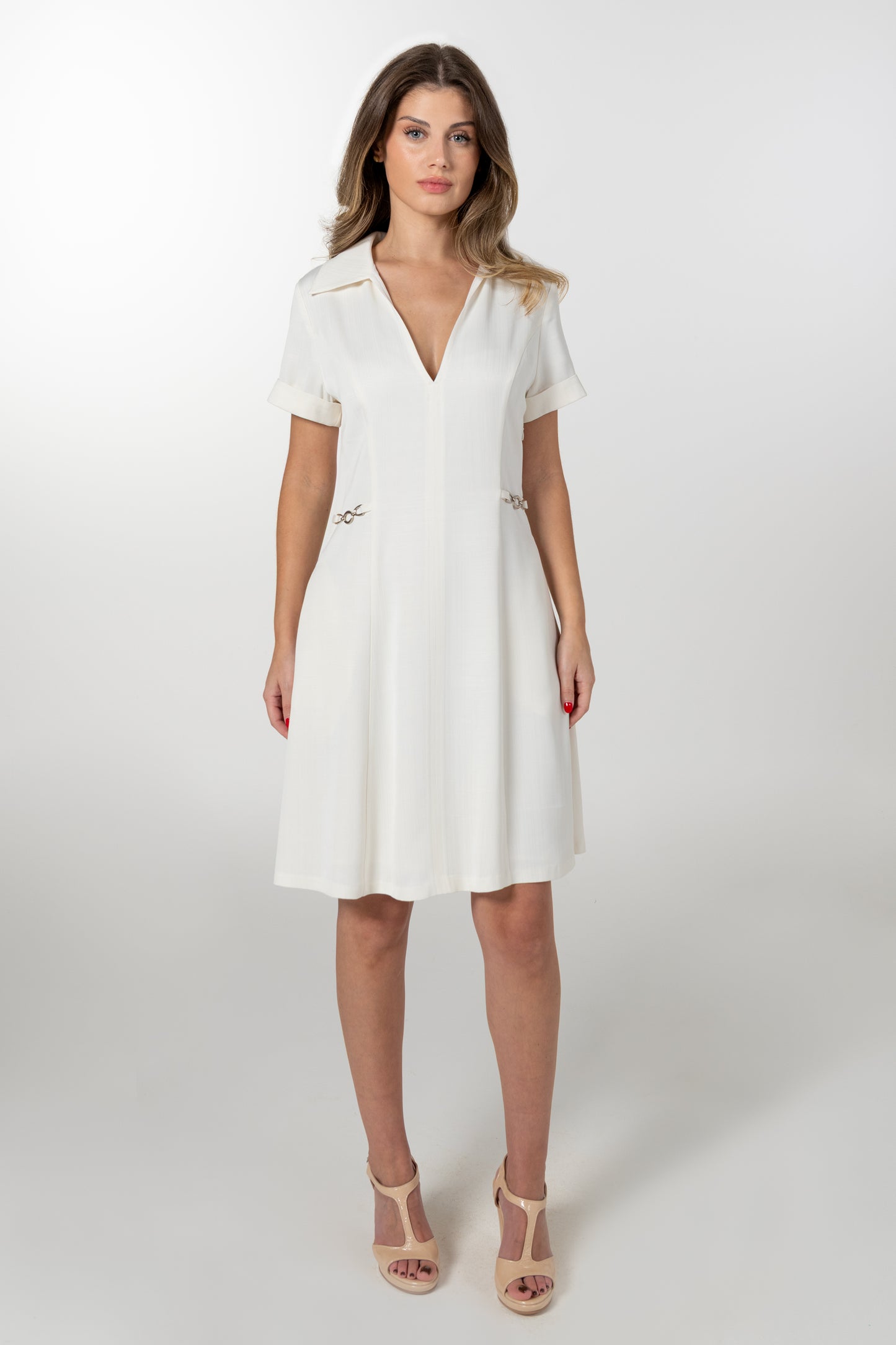 Vestido Mulher ANA SOUSA Branco Curto com Decote em V e Bolsos Laterais