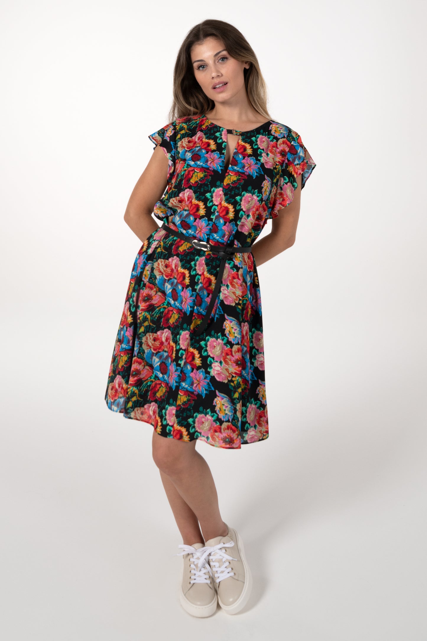 Vestido Mulher ANA SOUSA Preto Curto Floral com Cinto e Mangas de Folho