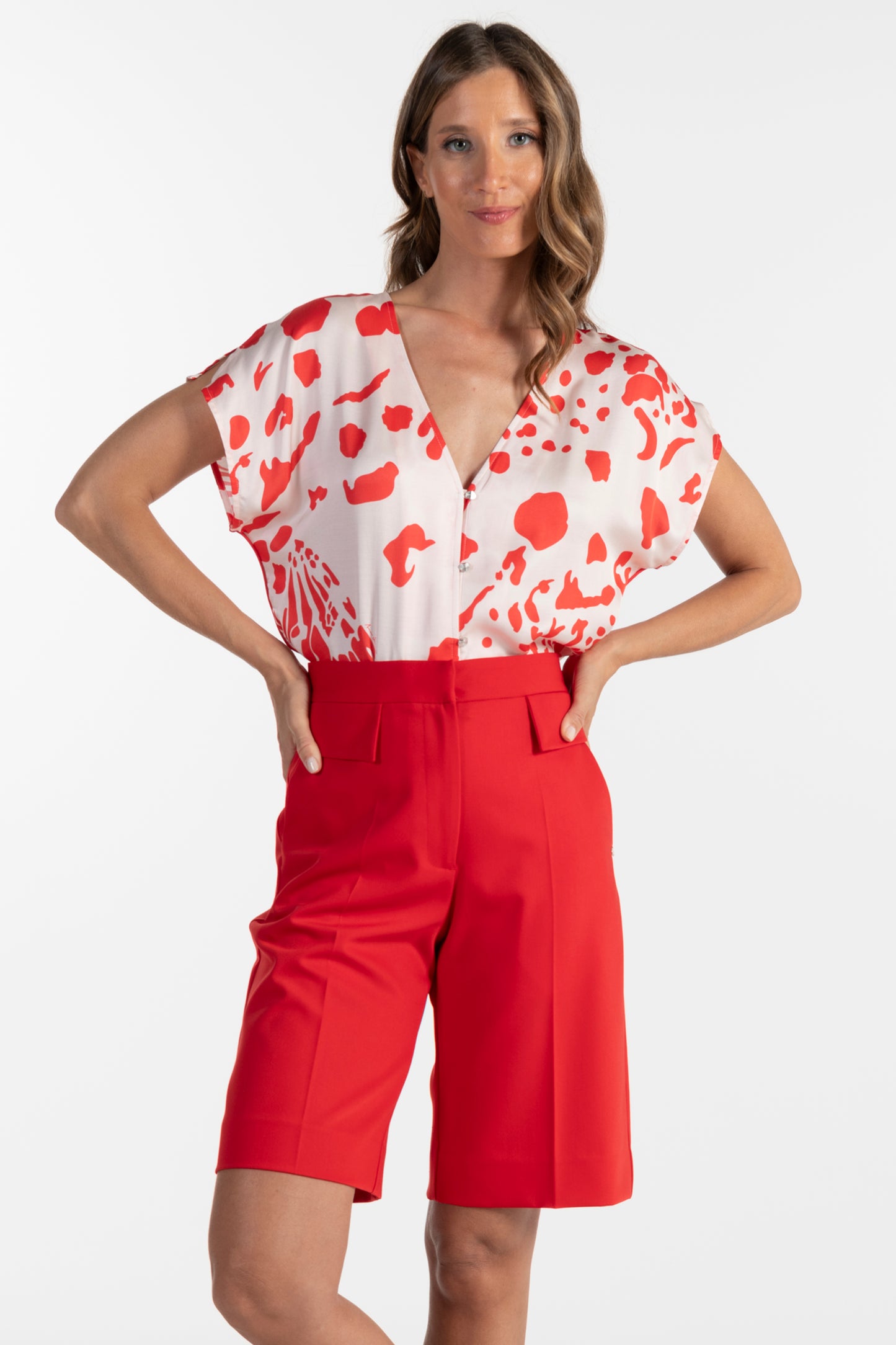 Calções Vermelhos de Mulher ANA SOUSA com Cintura Média