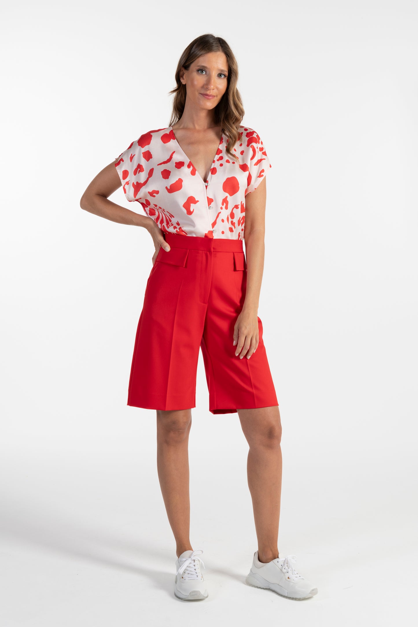 Calções Vermelhos de Mulher ANA SOUSA com Cintura Média