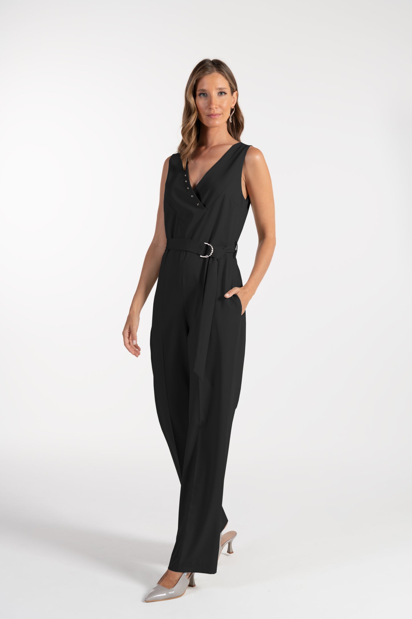Jumpsuit Preto de Mulher ANA SOUSA com Decote Cruzado