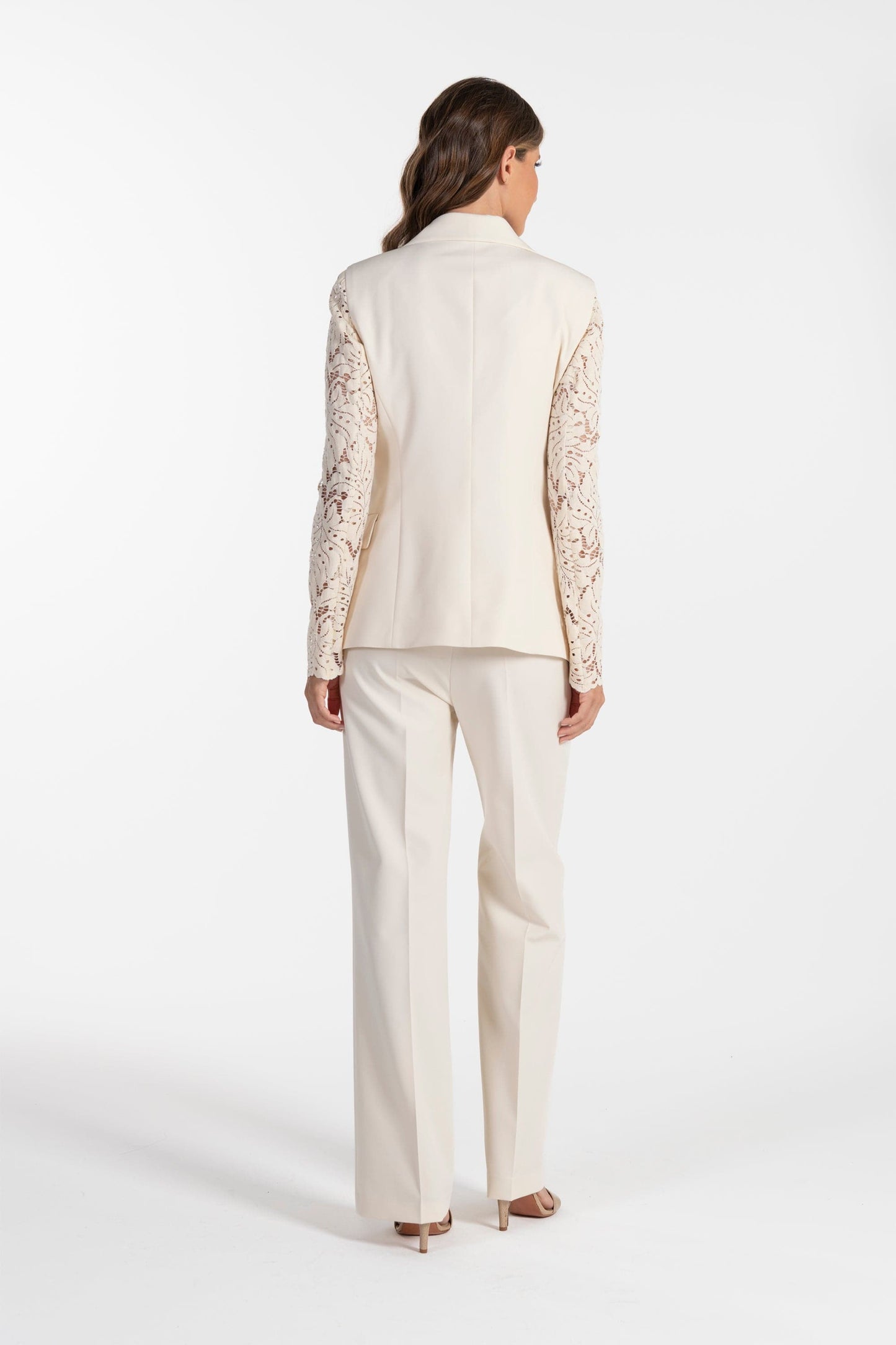 Blazer Ana Sousa Bege com Detalhes em Renda