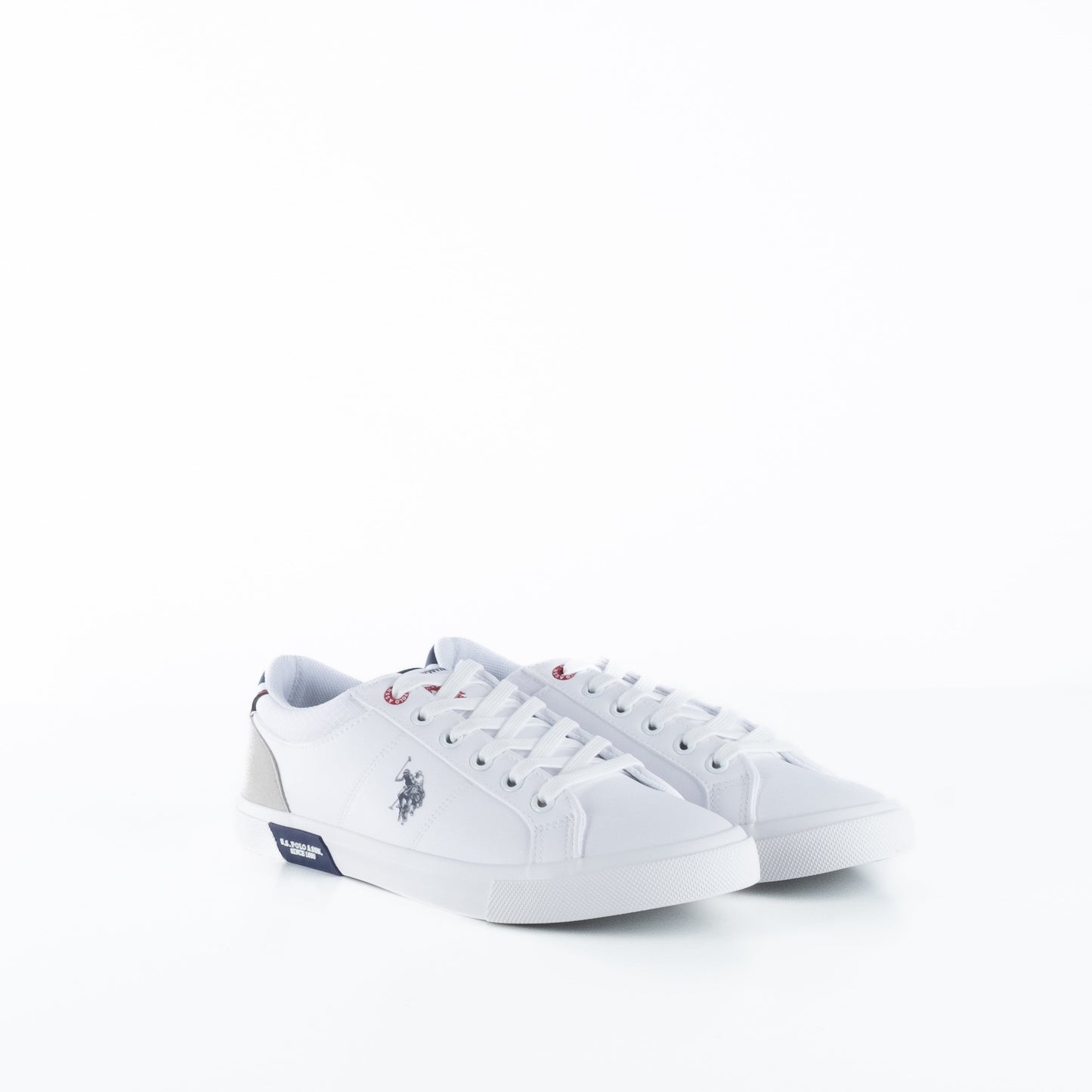 Ténis de Homem US Polo Brancos com Logótipo Bordado e Detalhes Contrastantes
