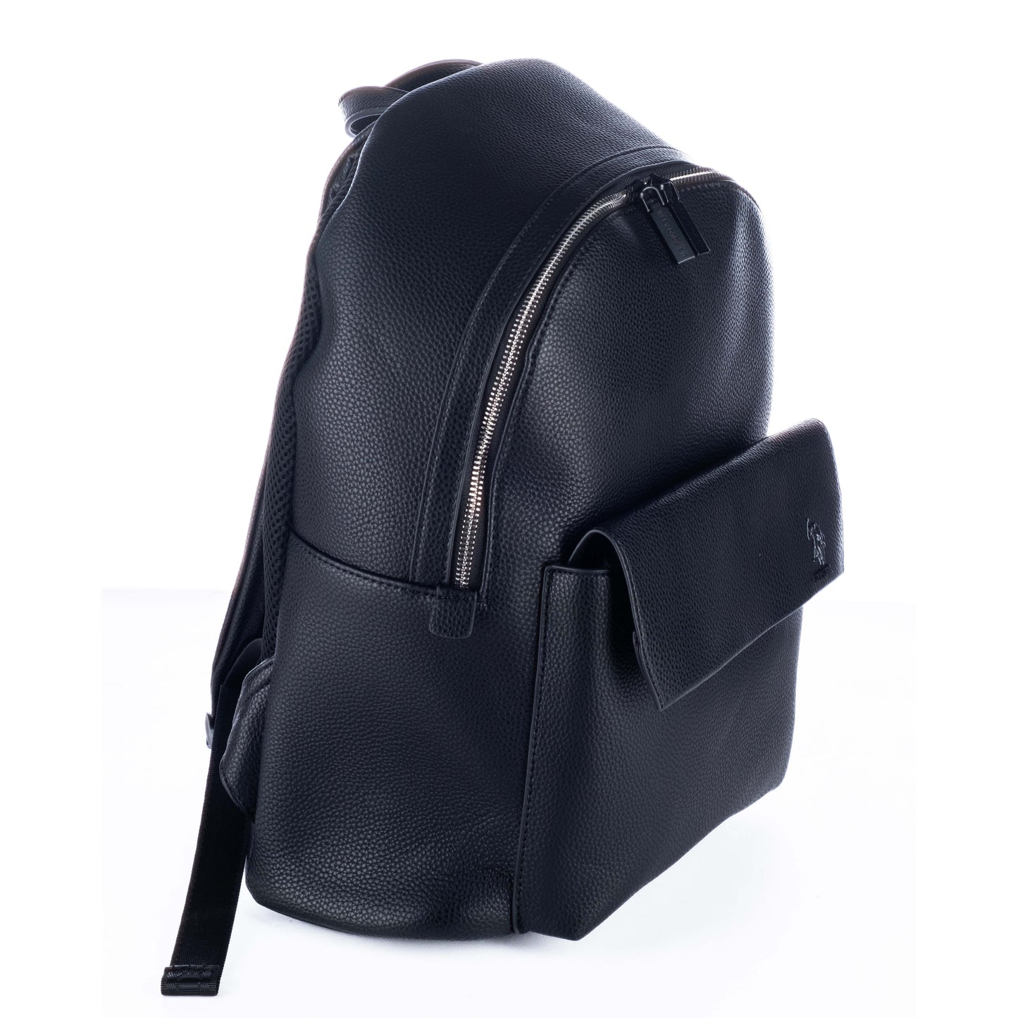 Mochila Unisexo US Polo Preta em Material Sintético Texturizado com Bolso Frontal com Aba