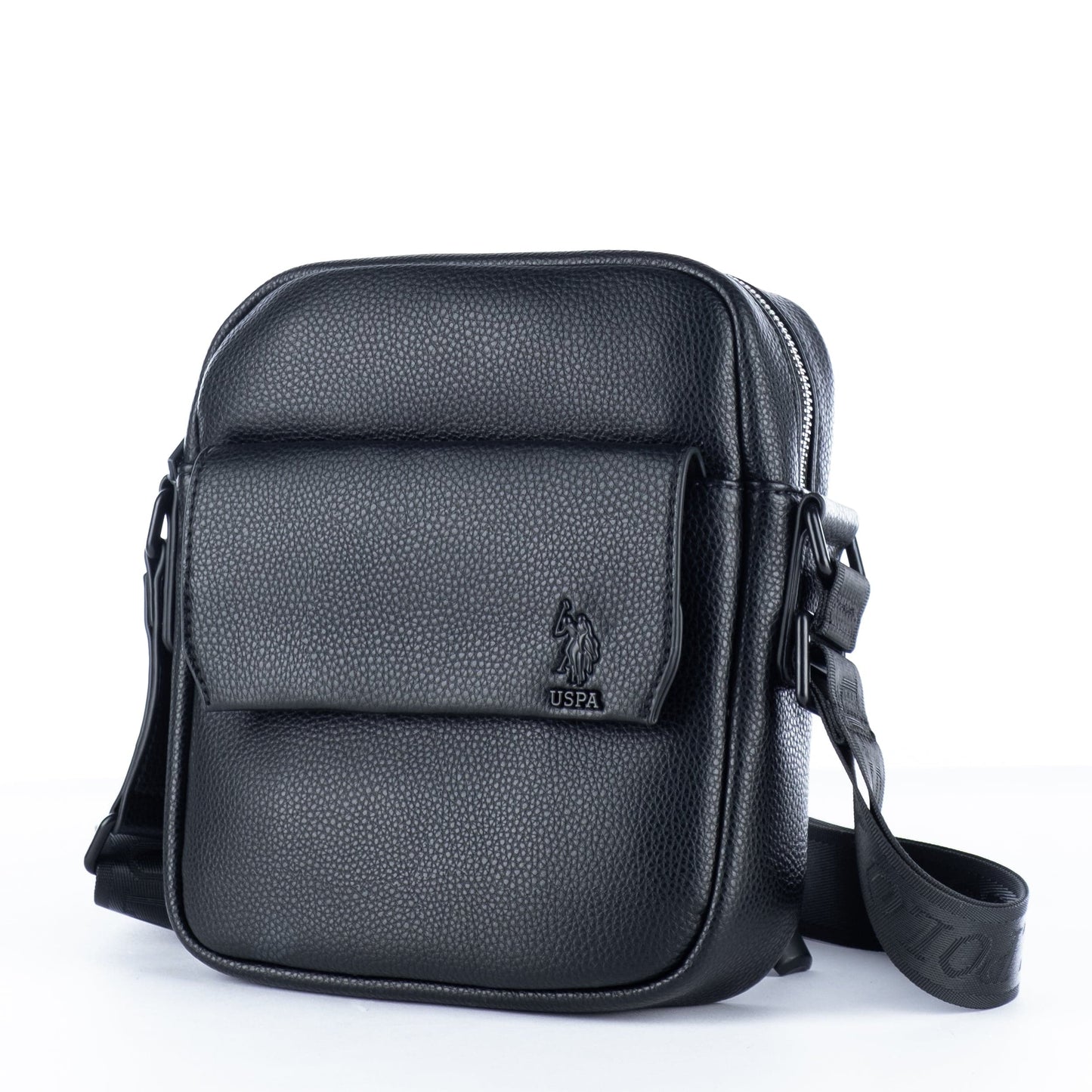 Bolsa Tiracolo de Homem US Polo em Material Sintético Preto com Aba Frontal