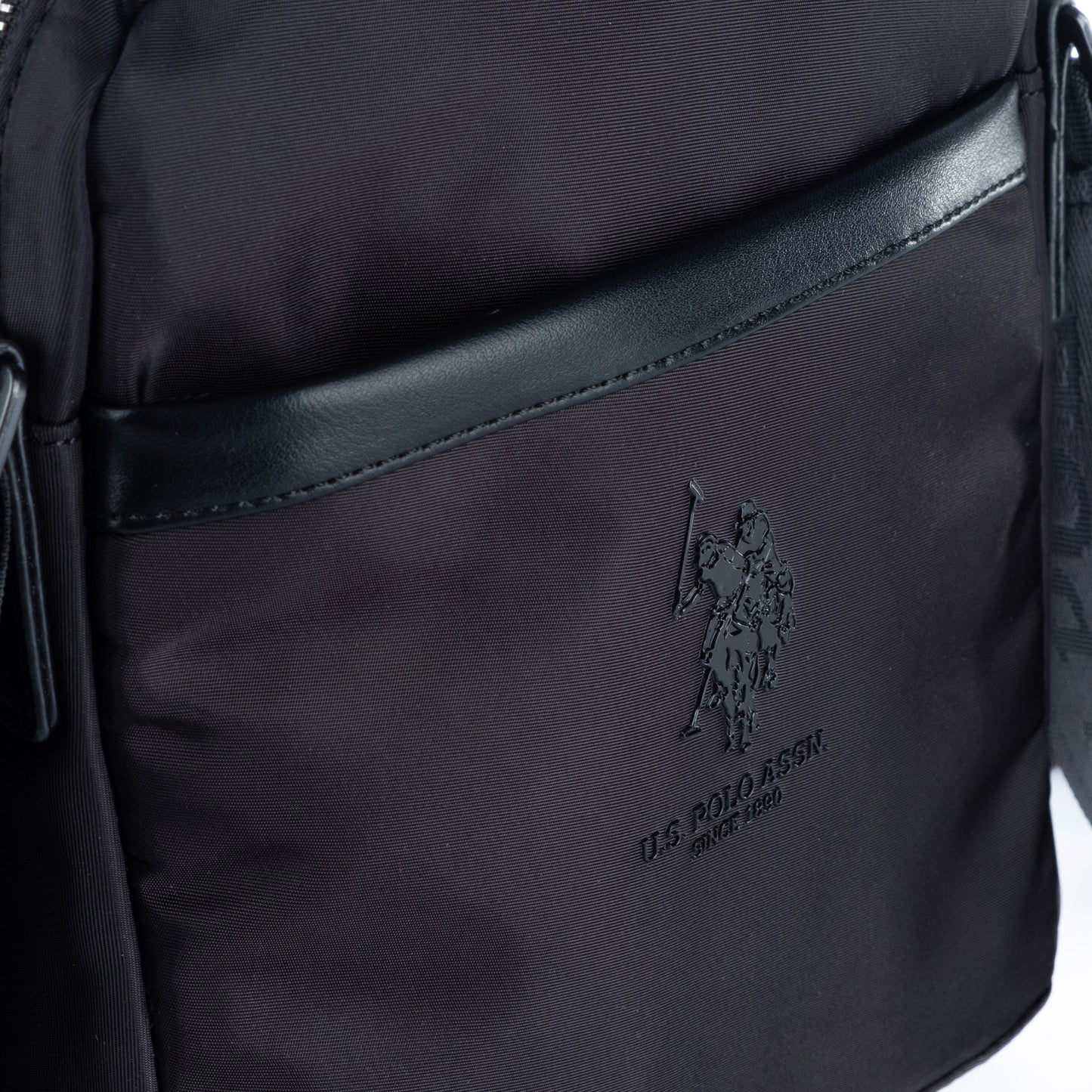 Bolsa Tiracolo Homem US Polo em Tecido Preto com Alça Ajustável