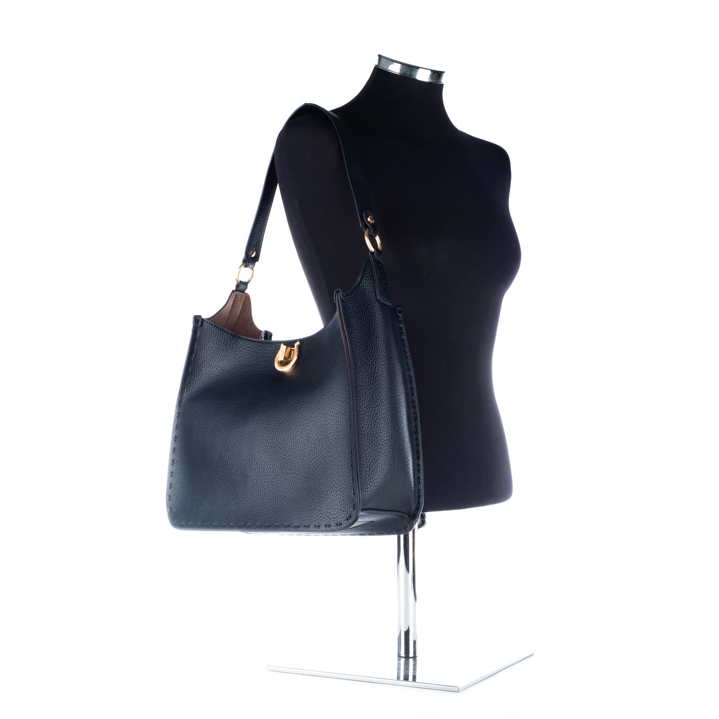 Bolsa de Ombro Us Polo Preta com Detalhes Dourados