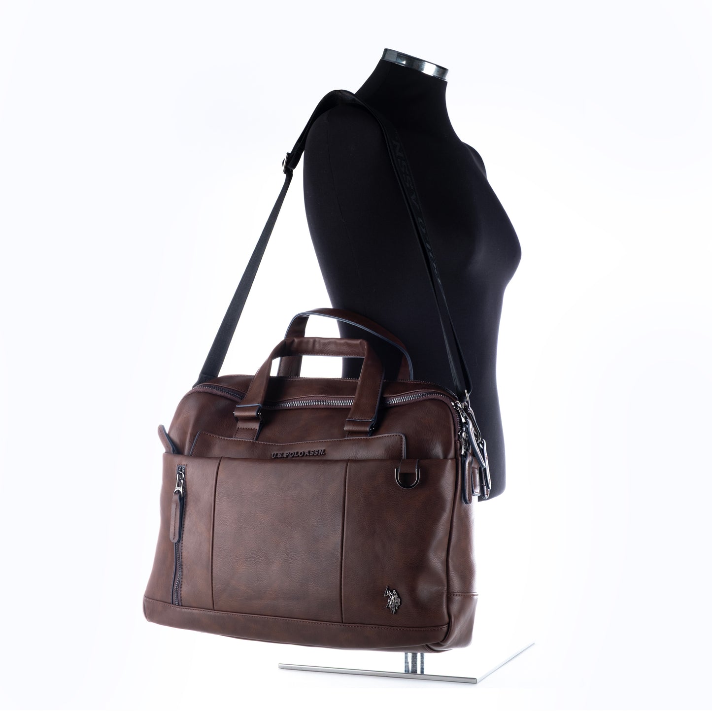 Pasta Homem Us Polo Marrom com Detalhes Elegantes