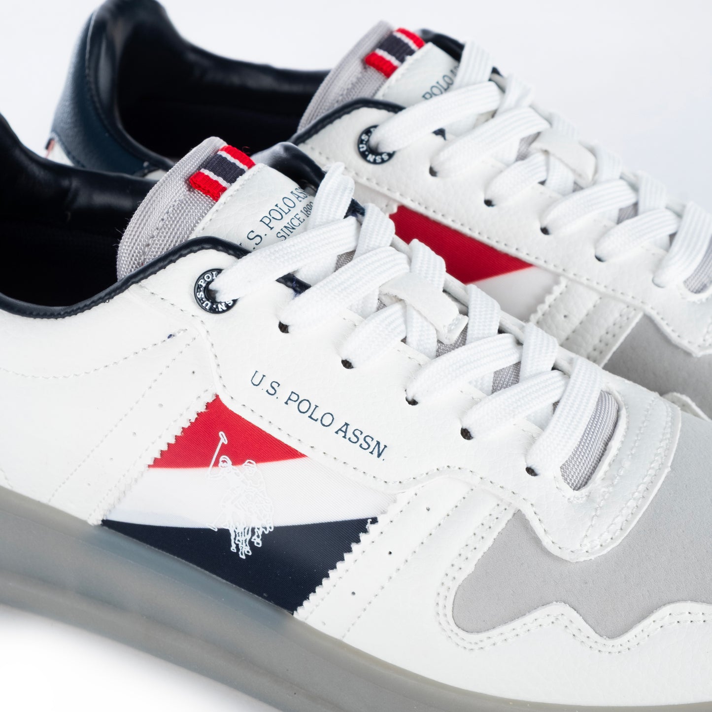 Ténis Homem Us Polo Branco com Detalhes em Azul e Vermelho