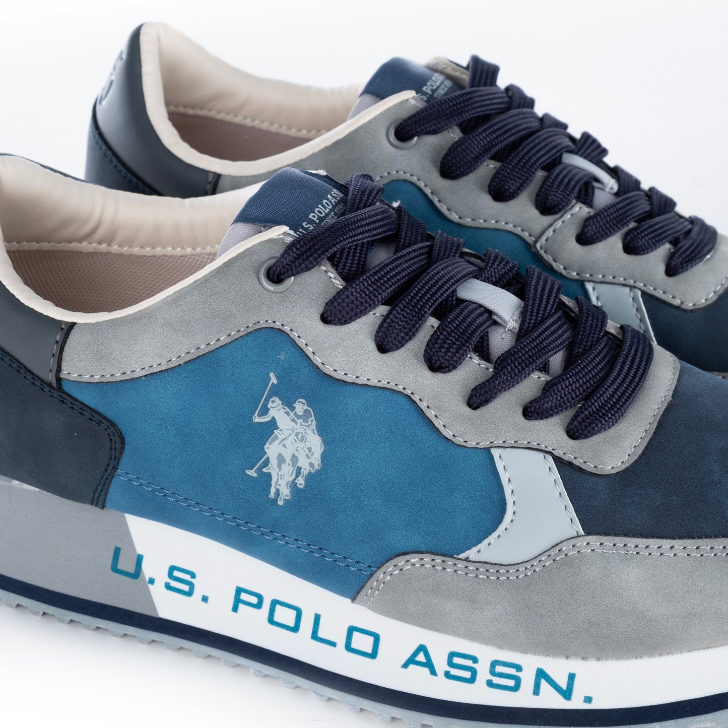 Ténis Homem US Polo Azul e Cinza com Detalhe Clássico