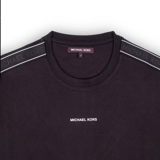T-Shirt Masculina Michael Kors Preta com Detalhes de Logo nas Mangas