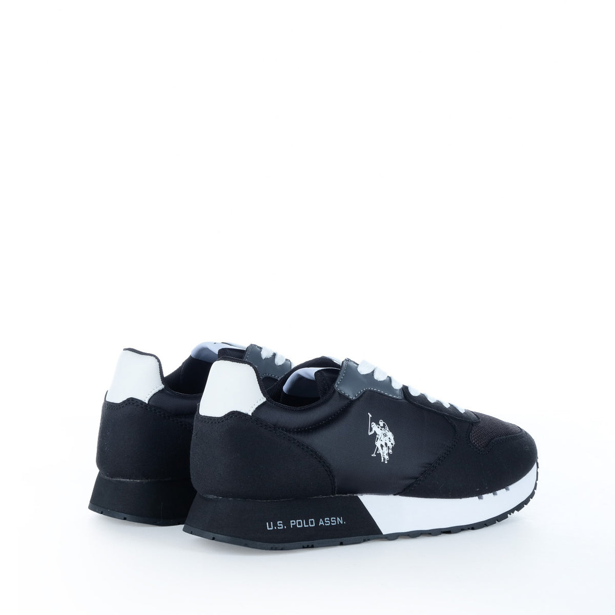 Ténis Homem U.S. Polo Assn. Pretos com Detalhes Brancos e Sola Alta