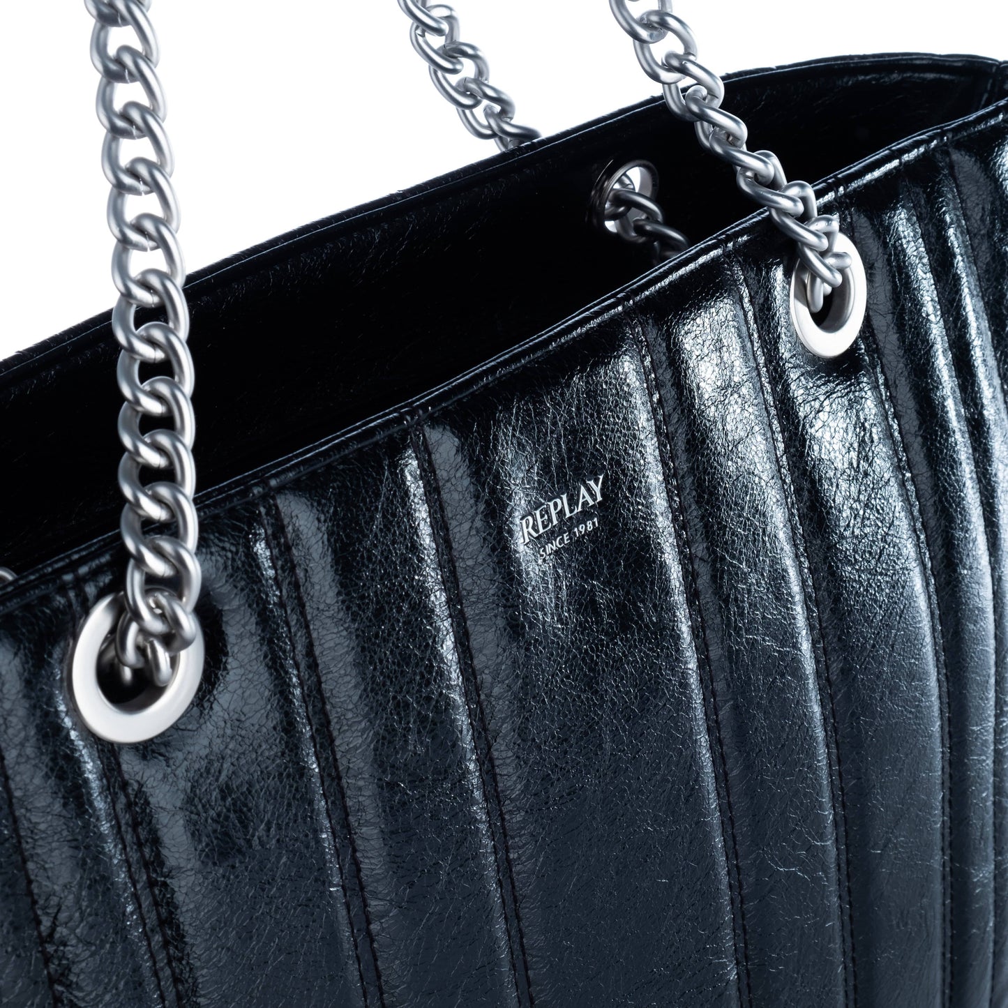 Bolsa Tote Feminina Replay Preta com Alça de Corrente