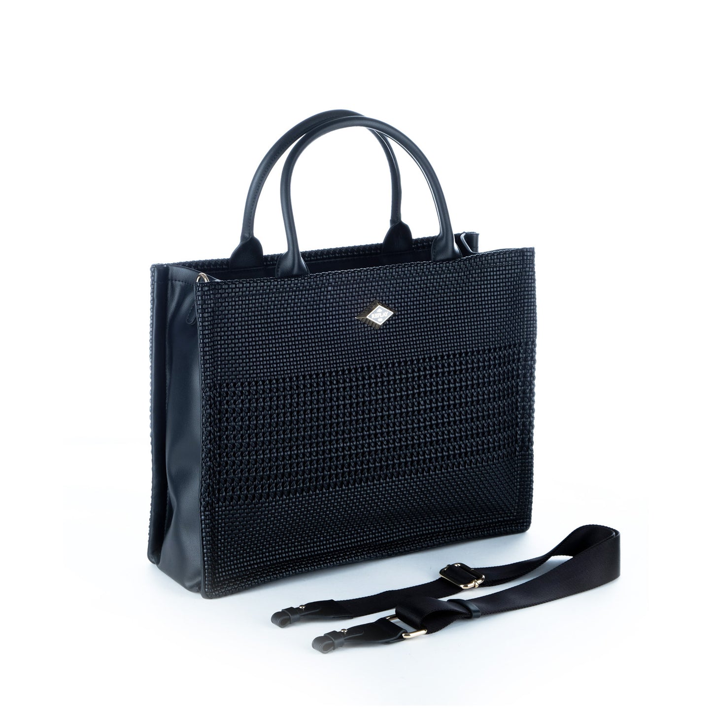Bolsa Tote Replay Preta com Textura Entrançada e Alça Ajustável
