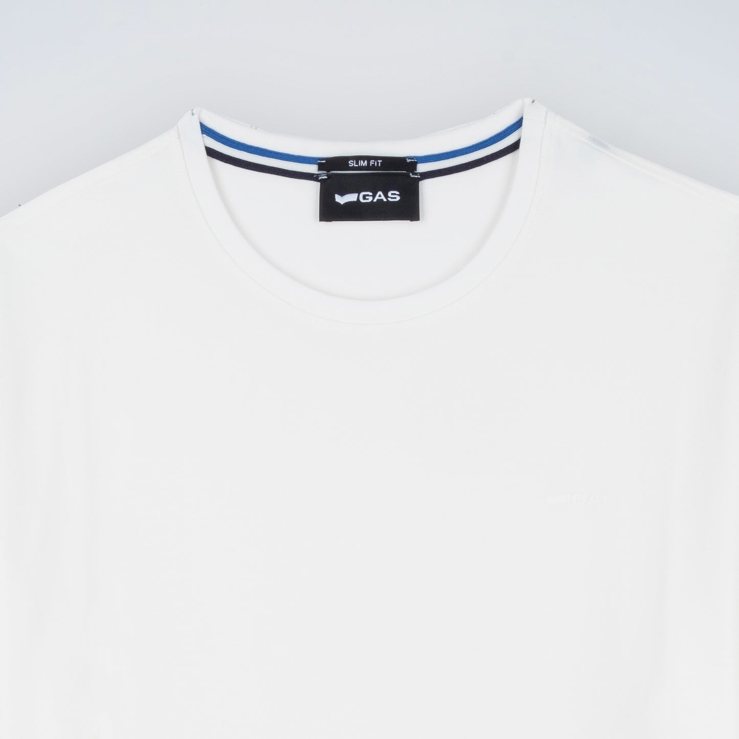 T-Shirt Branca Homem Gas - Básica e Confortável